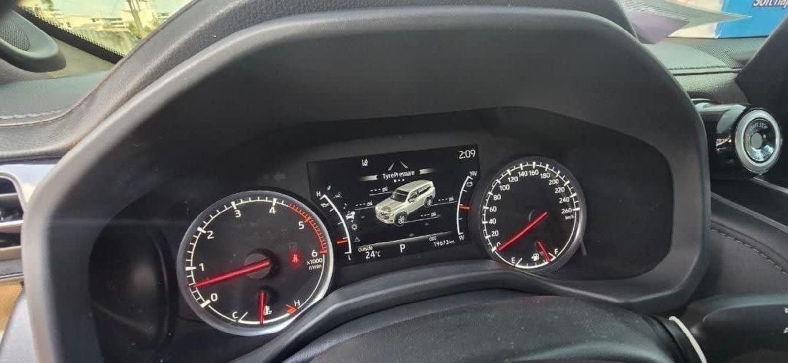2023 Toyota Landcruiser VX.R — photo 6