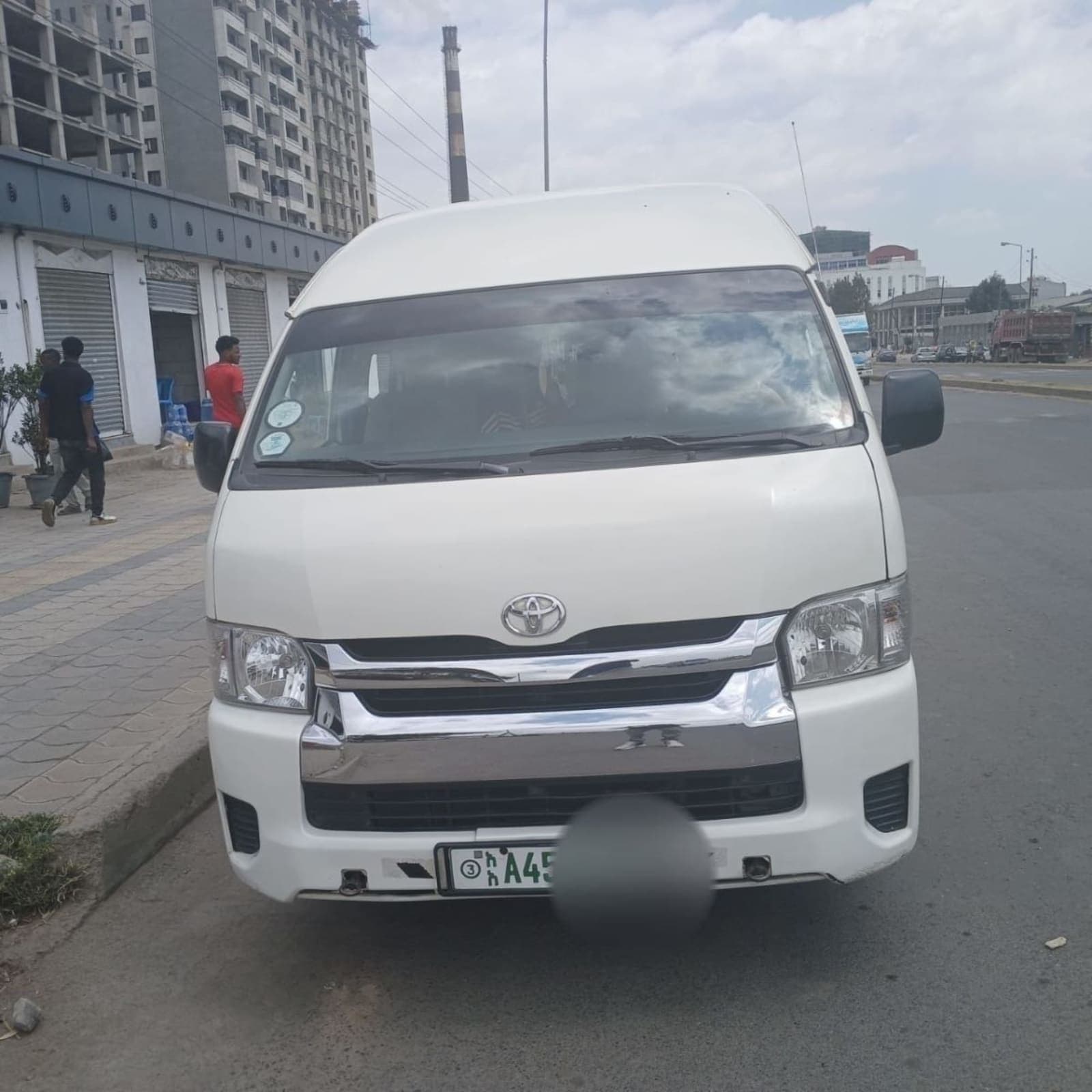 2018 Toyota Hiace High Roof — photo 5
