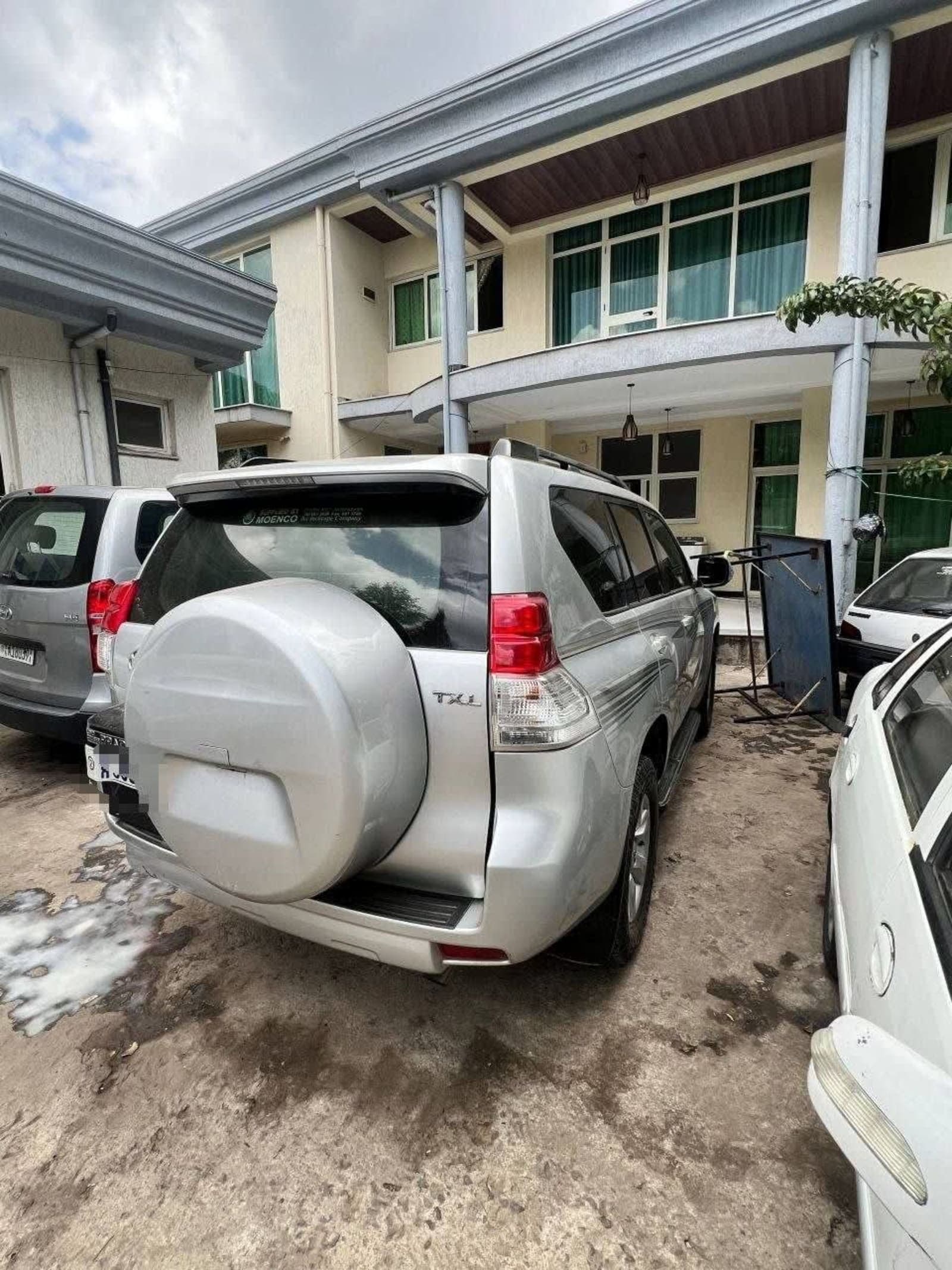 2014 Toyota Landcruiser Prado — photo 3