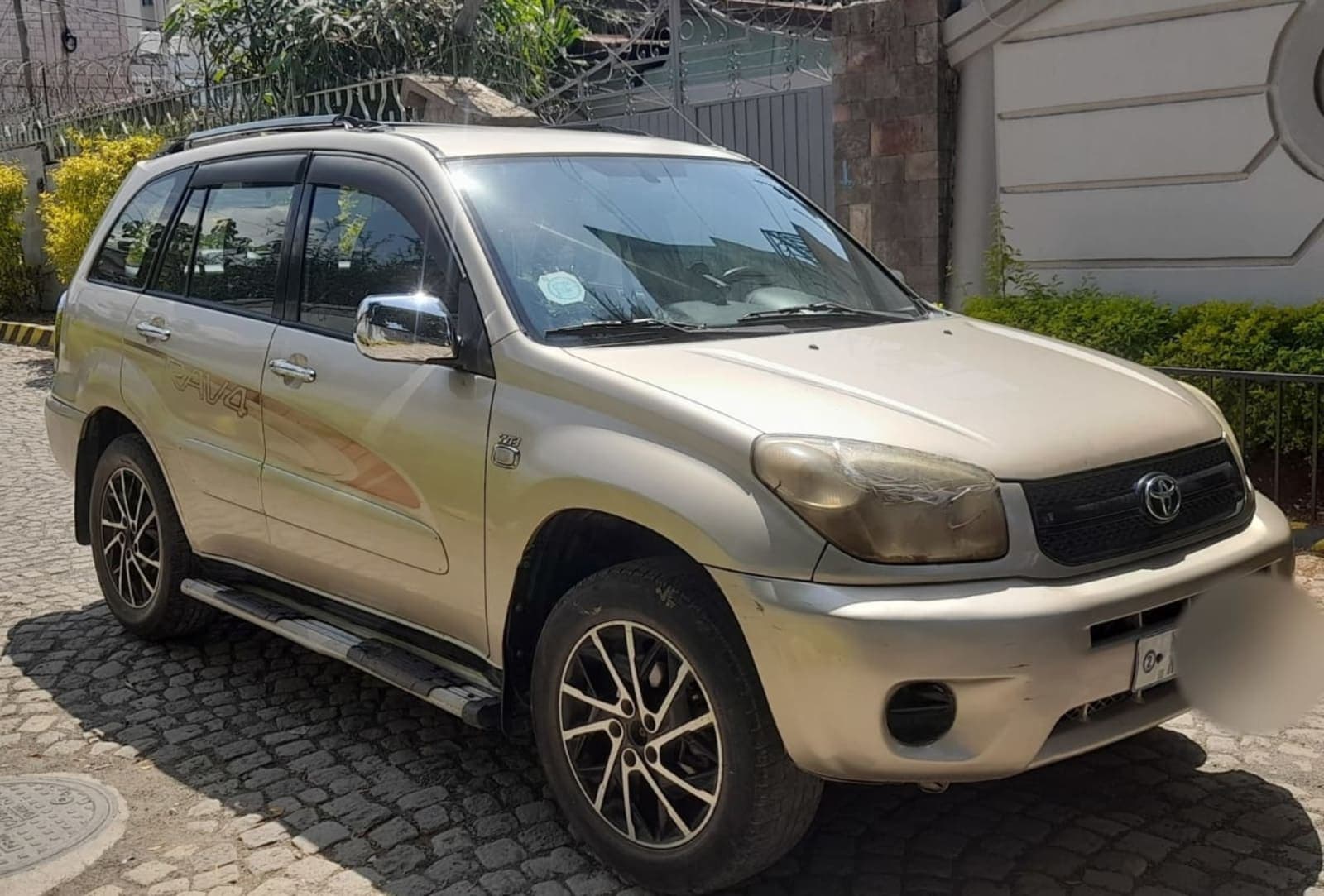2005 Toyota RAV4 — photo 7