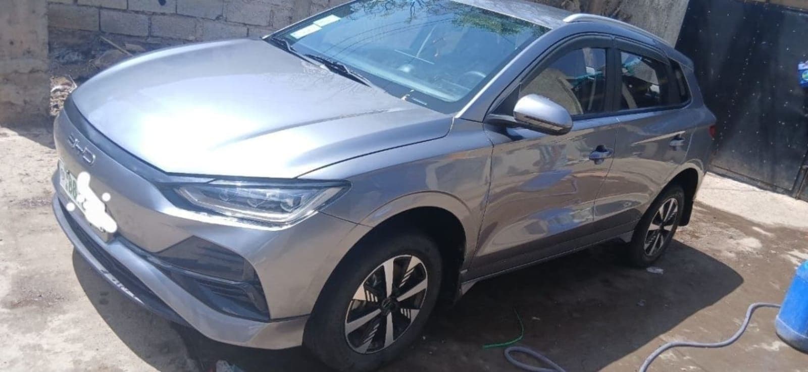2024 BYD e2 — photo 2