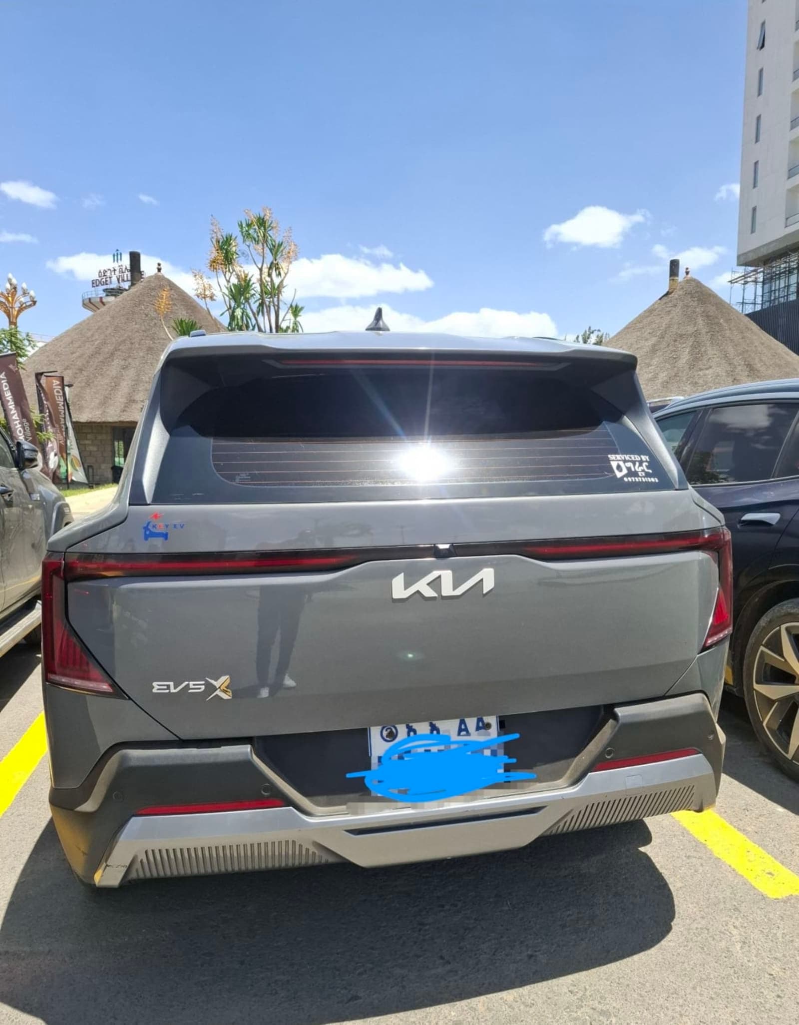 2023 KIA EV5