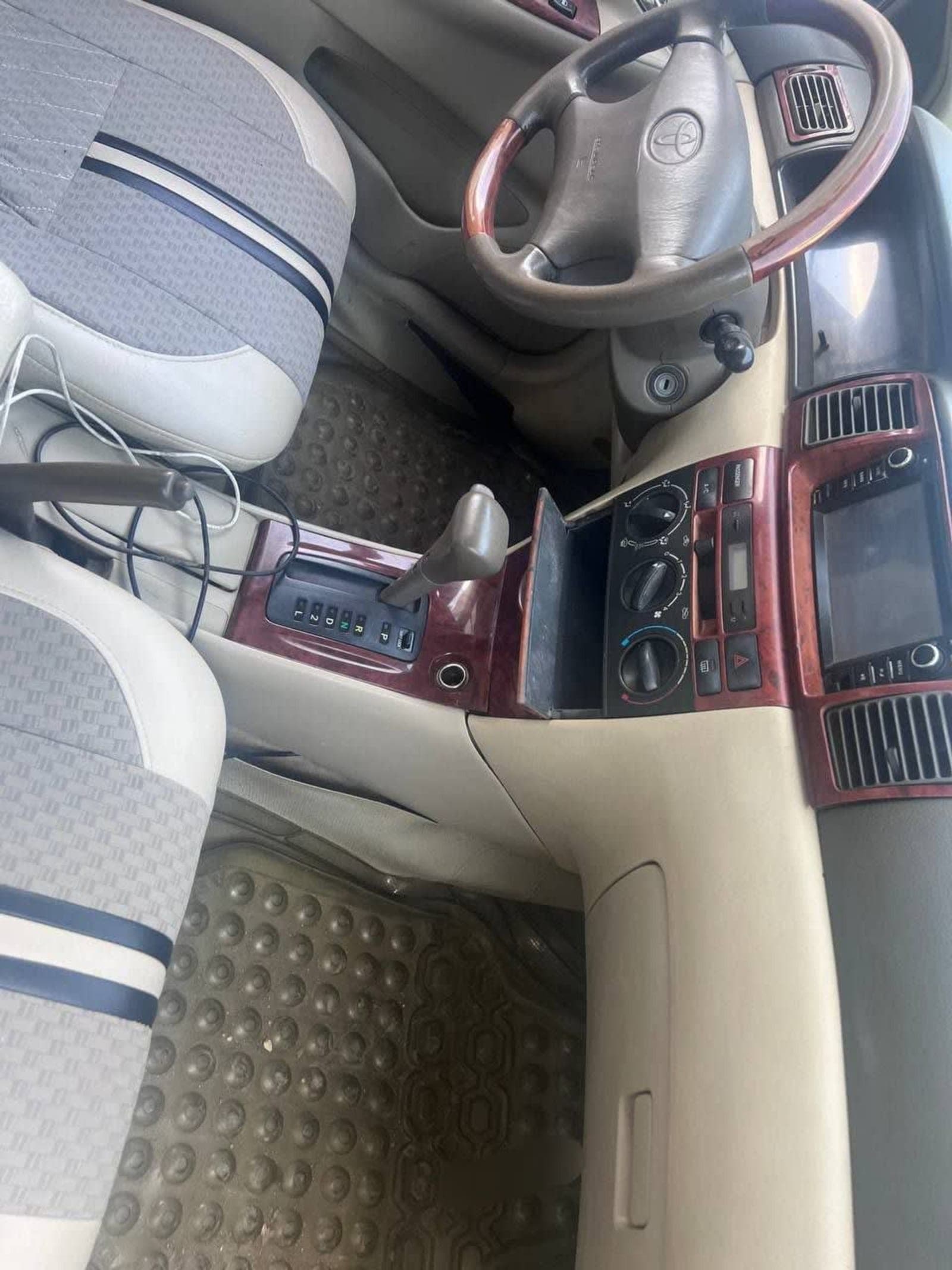 2003 Toyota Corolla — photo 4