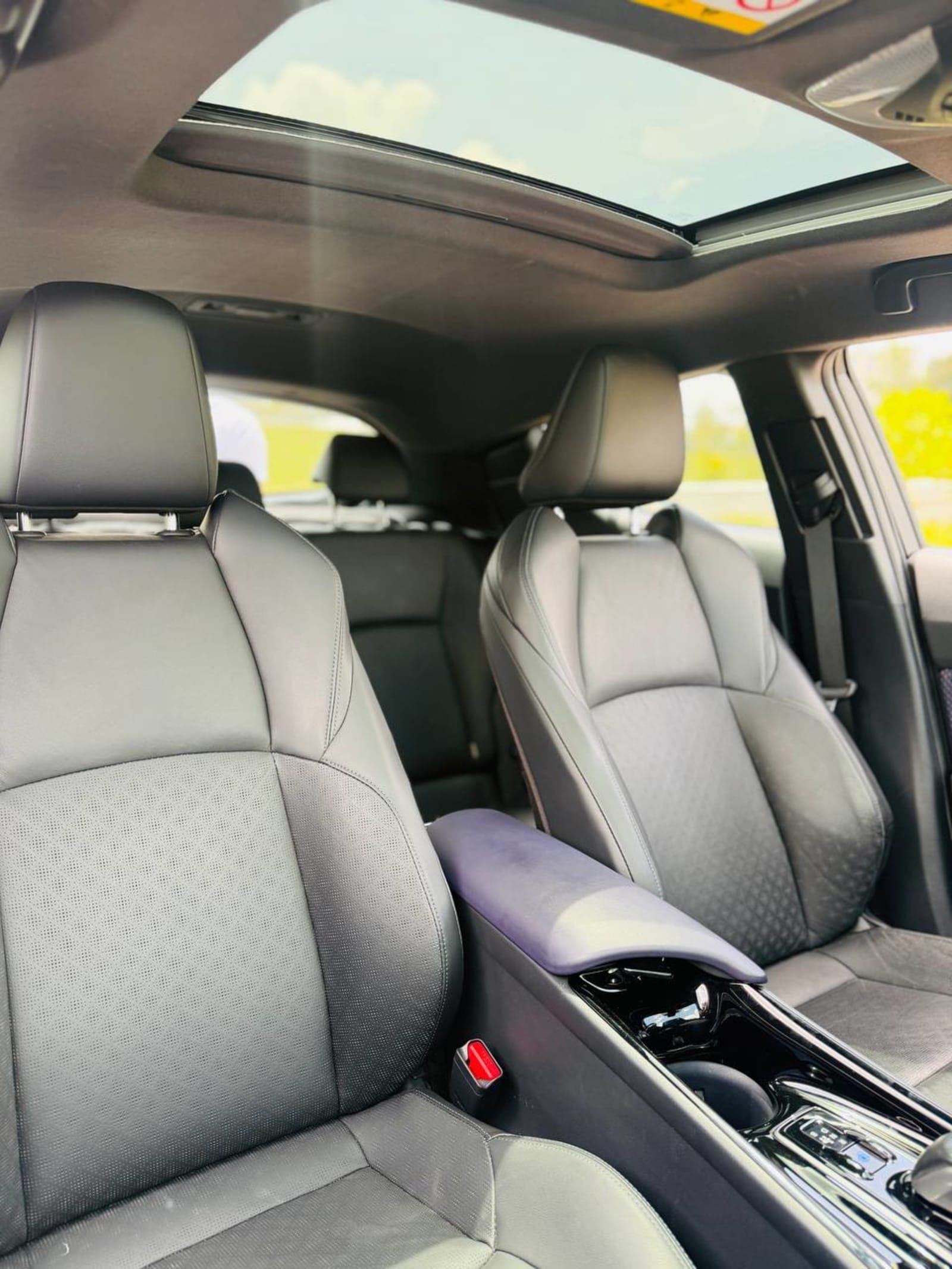 2022 TOYOTA CHR EV — photo 6