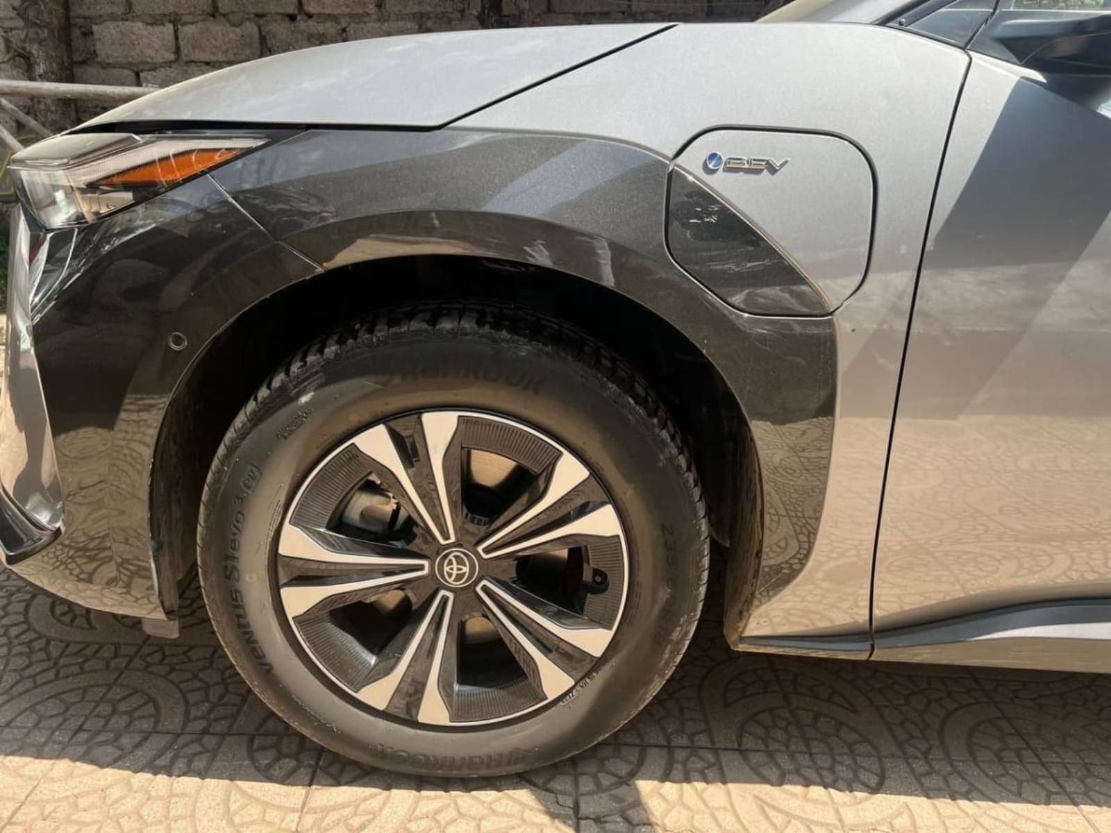 2024 Toyota BZ4X EV — photo 6