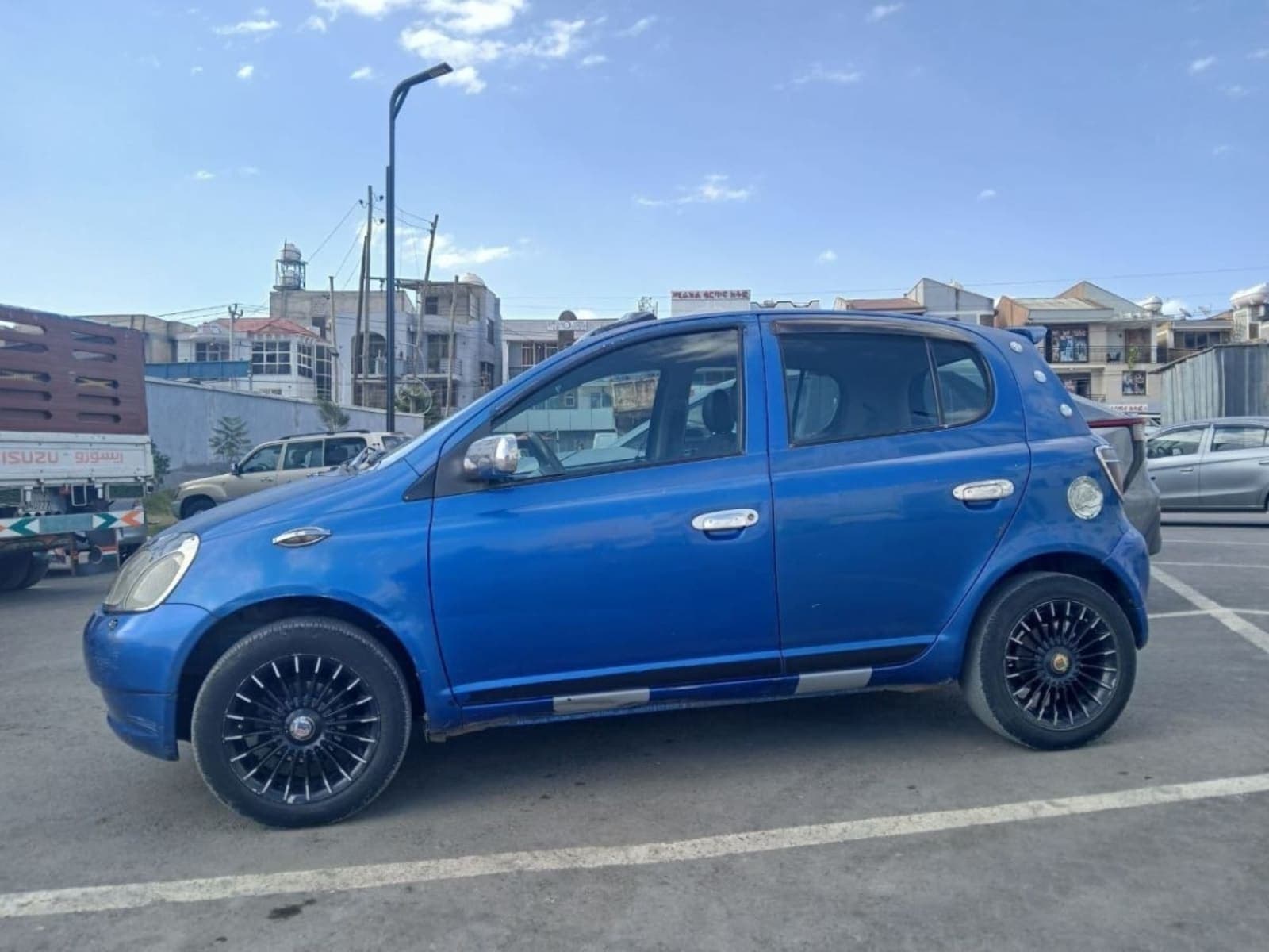2001 Toyota Vitz — photo 3