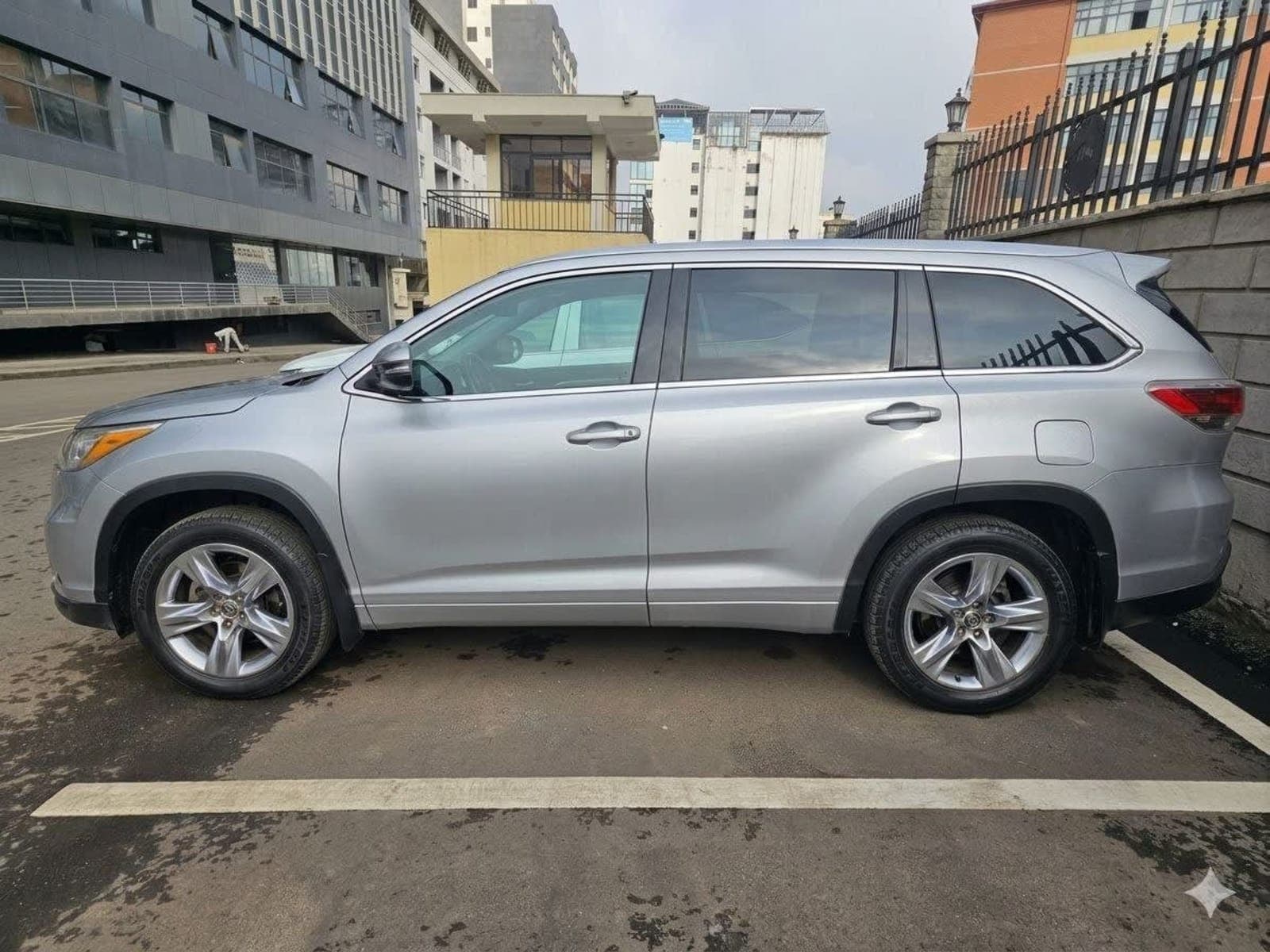 2016 Toyota Highlander V6 — photo 6
