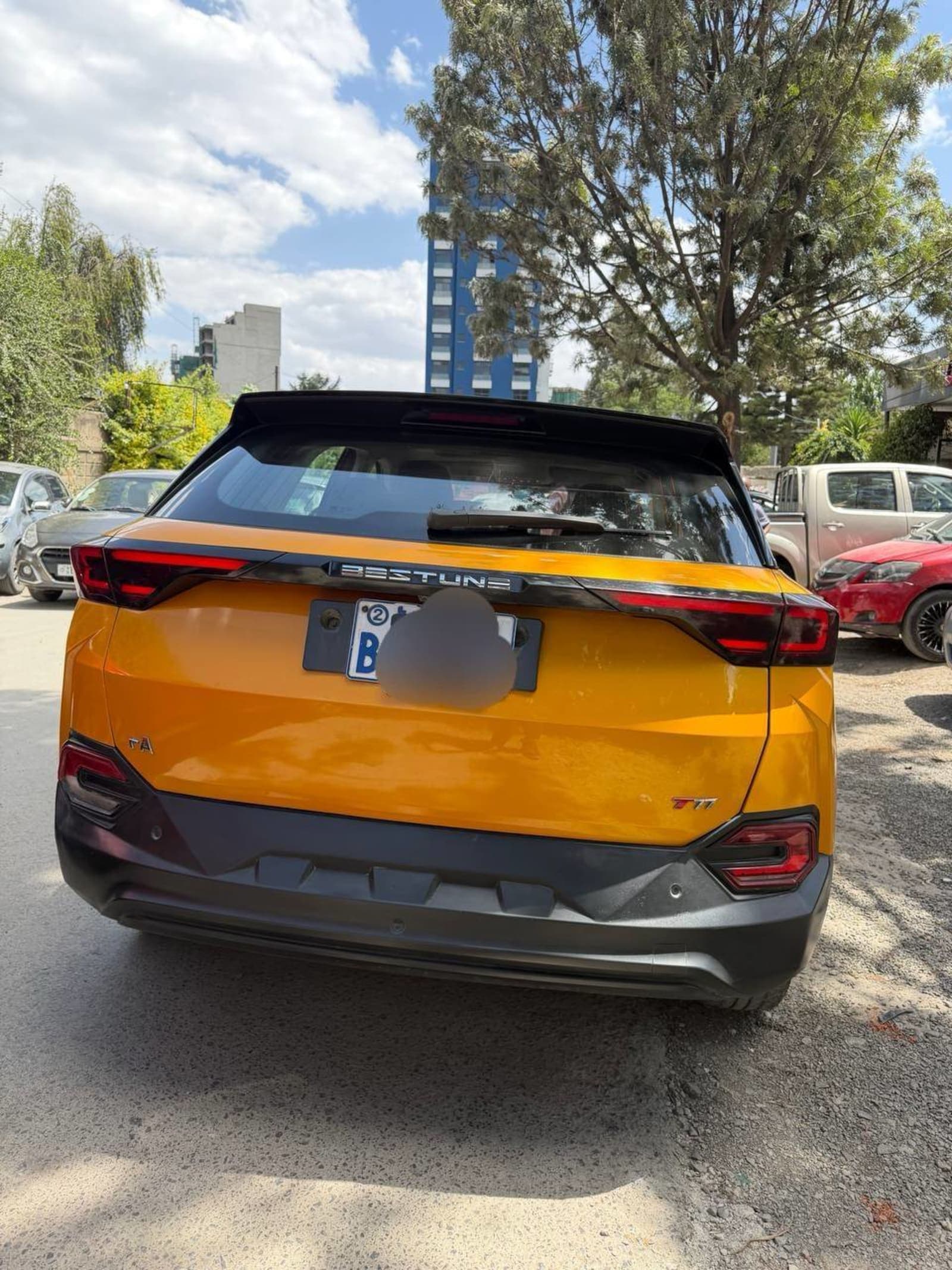 2021 Faw Bestune T 77 — photo 3