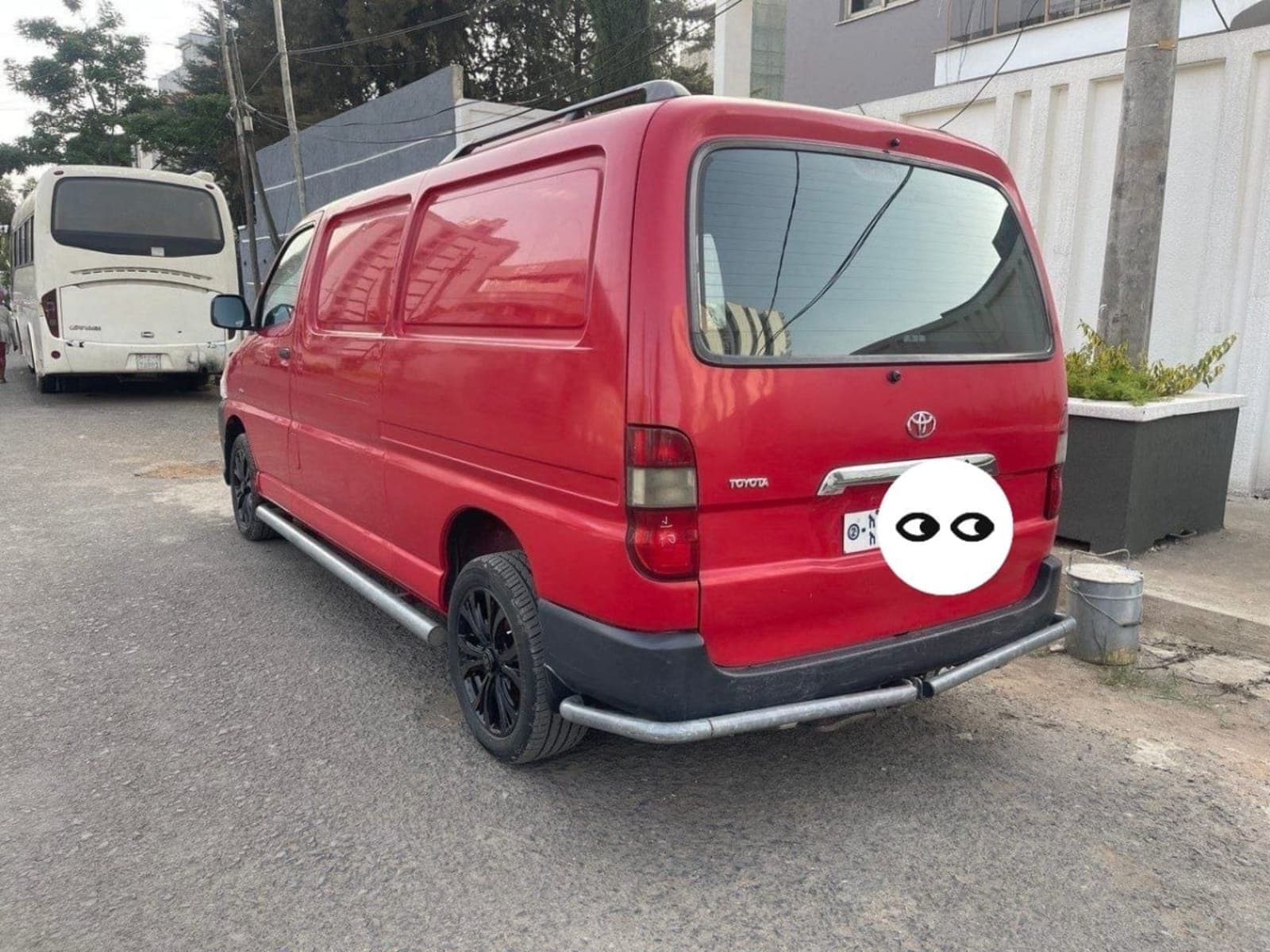 2011 Toyota Haice Dolphin — photo 6