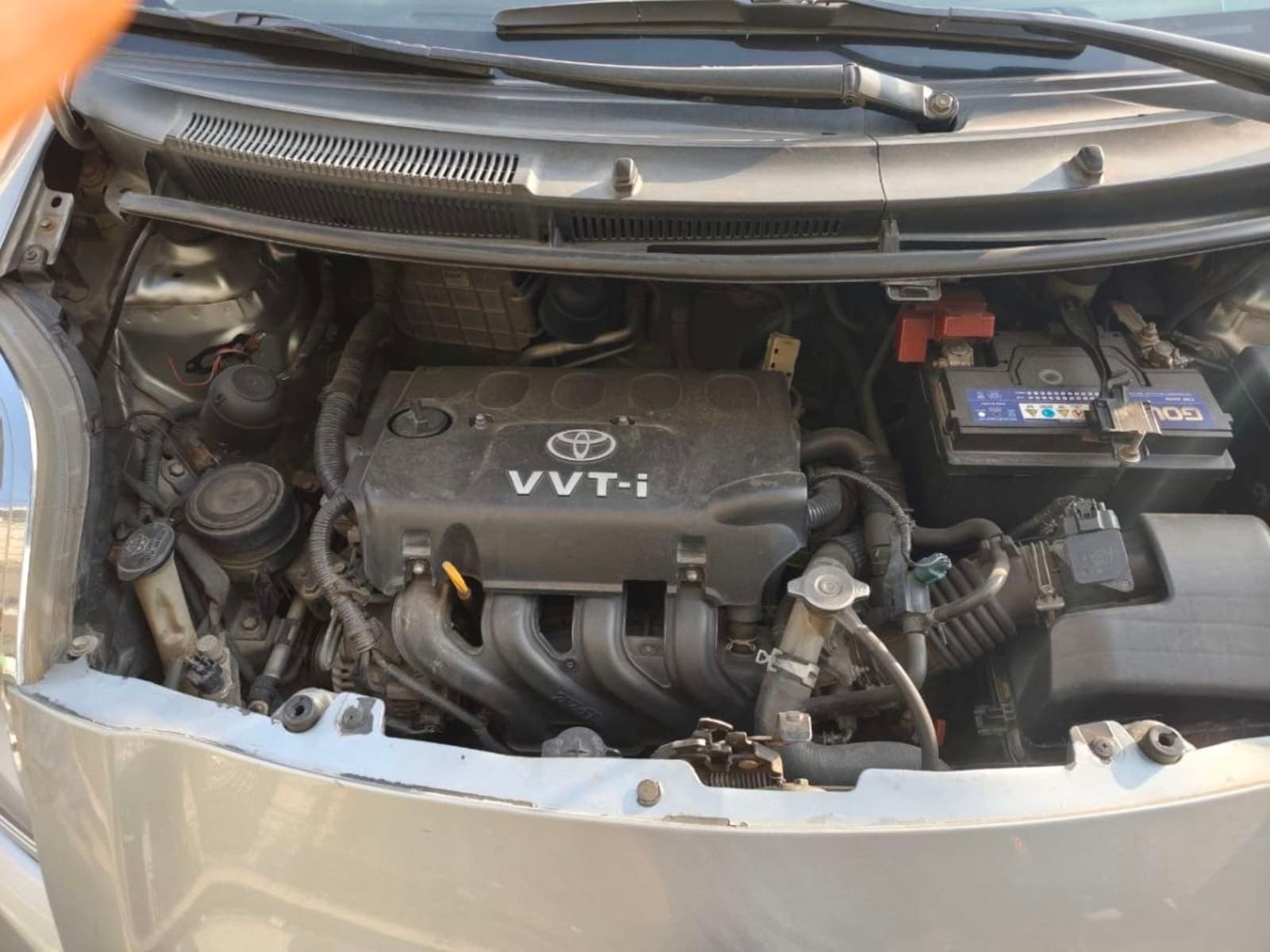 2010 Toyota Yaris Belta โ photo 2