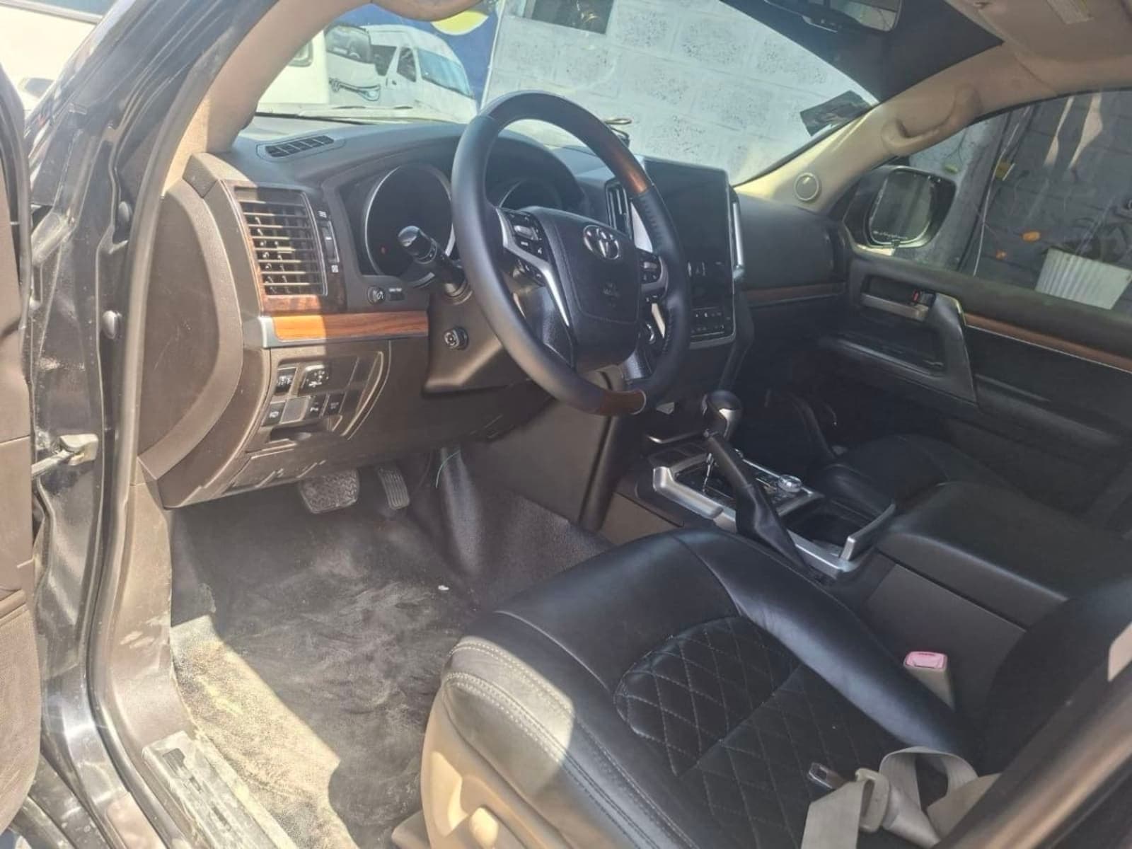 2014 Toyota LandCruiser V8 — photo 1