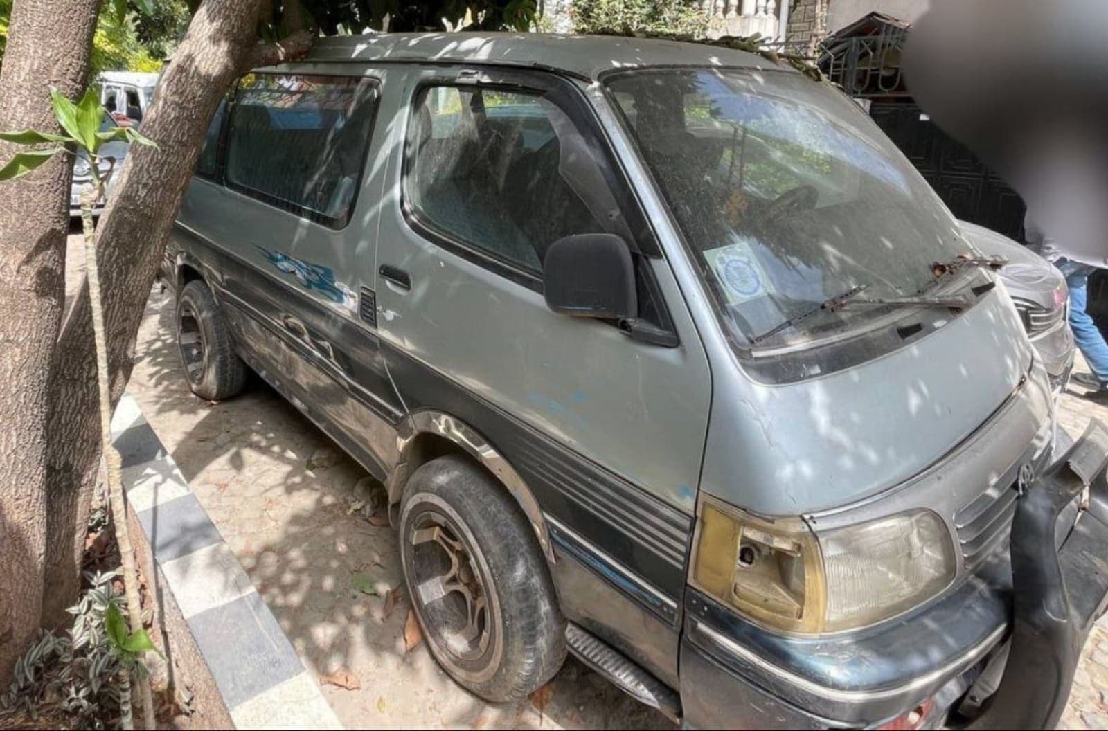 1995 TOYOTA HIACE/REGIUS ACE โ photo 4
