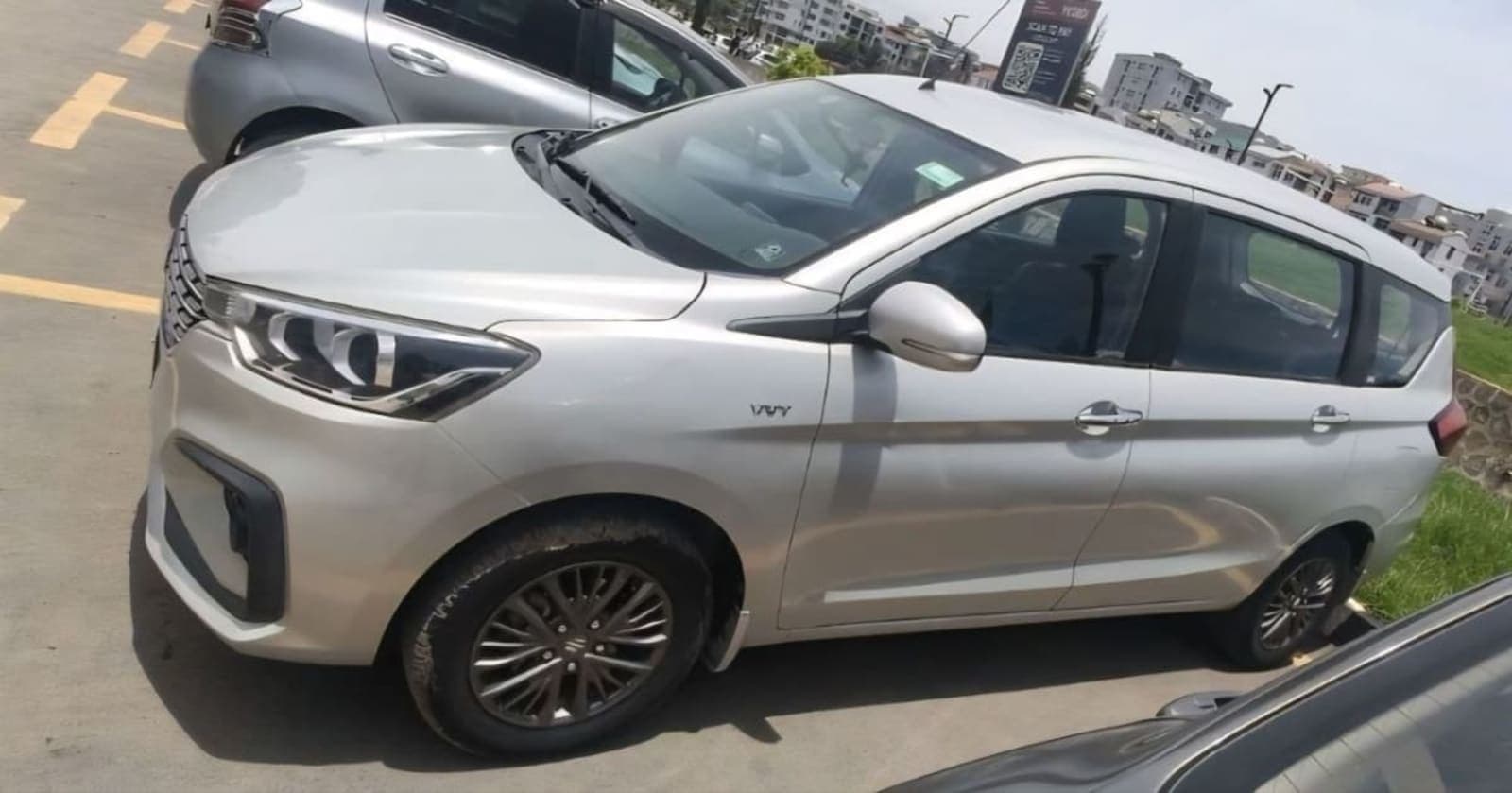 2021 Suzuki Ertiga — photo 2