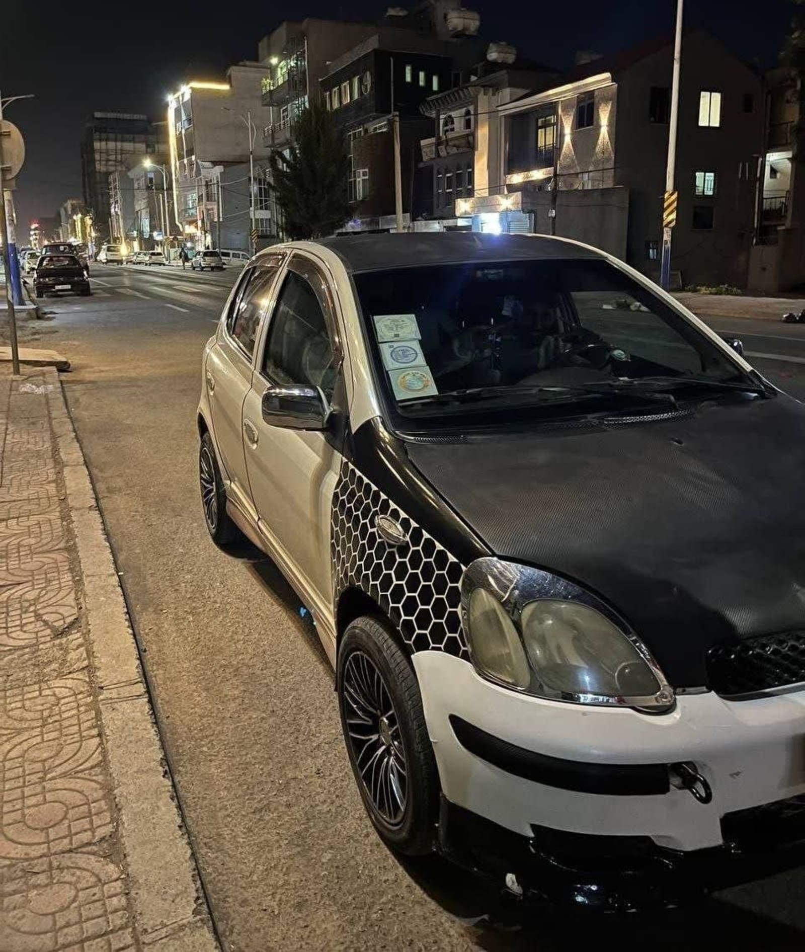 2002 TOYOTA vitz — photo 4