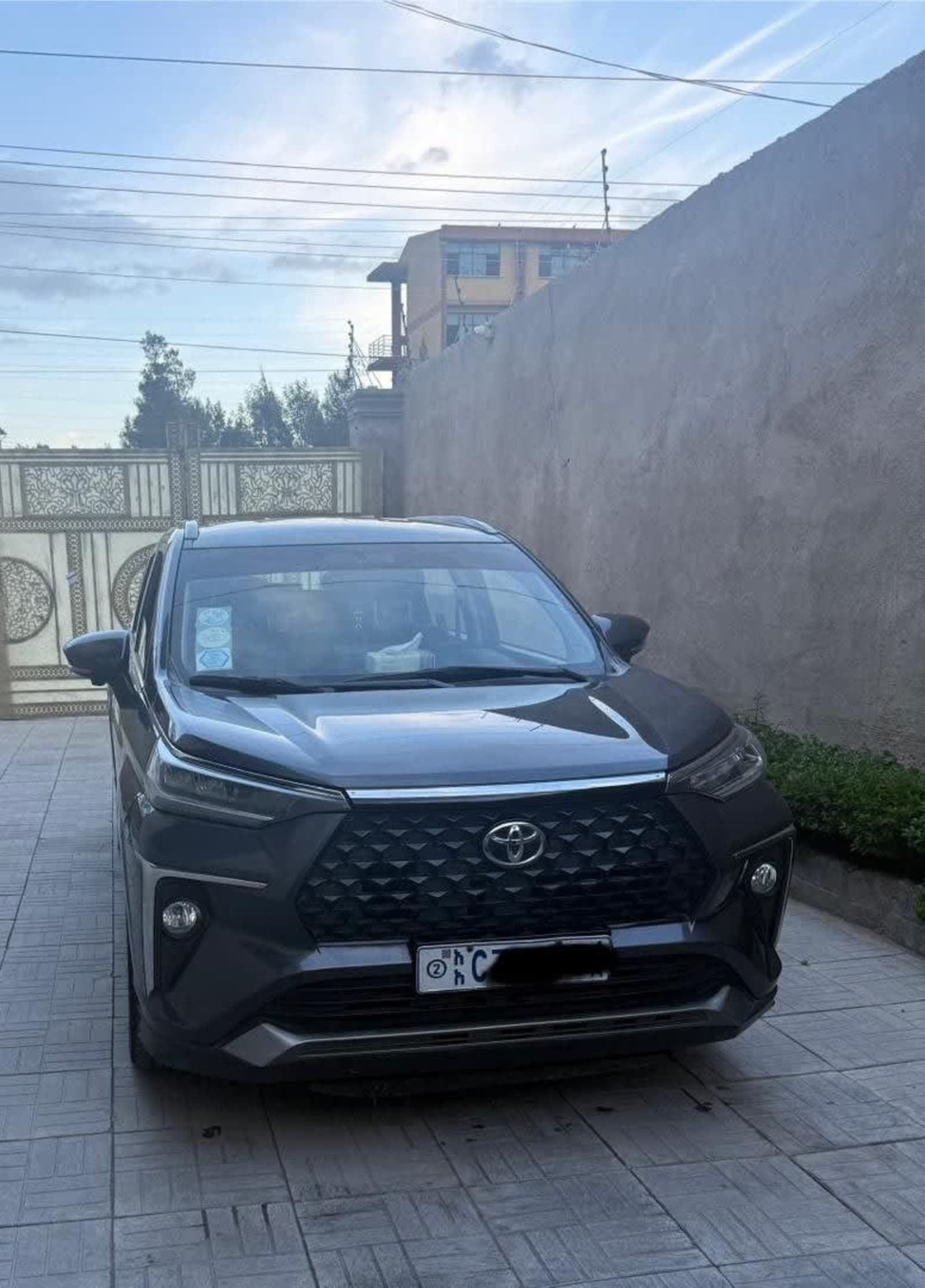 2022 Toyota Veloz โ photo 2
