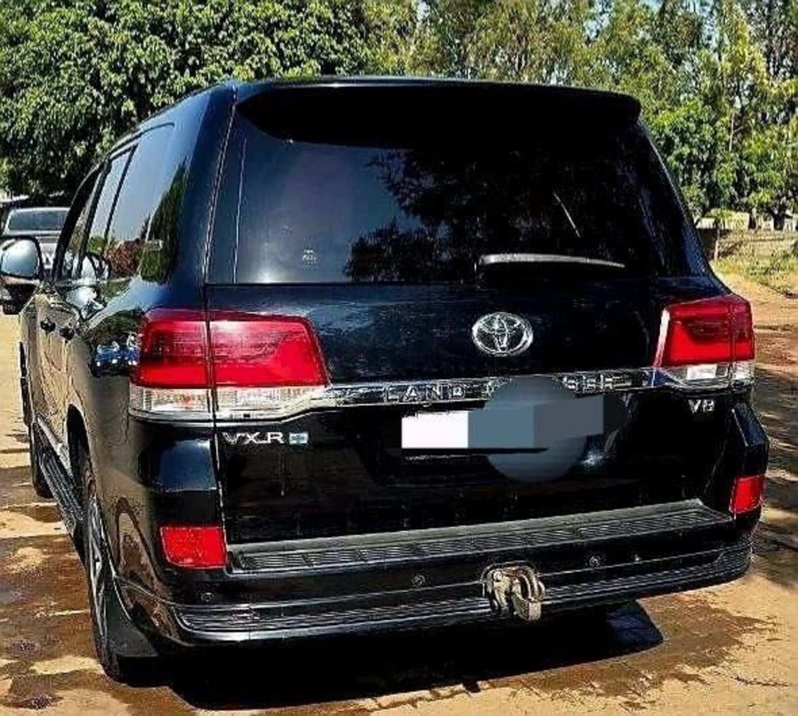 2019 Toyota Landcruiser V8 VXR+ Executive Lounge — photo 2