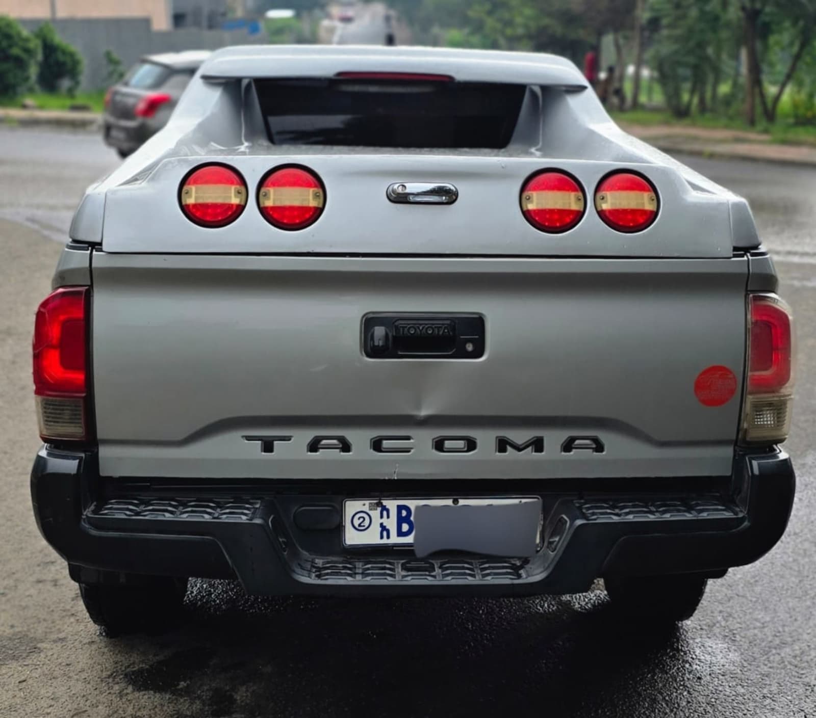 2020 TOYOTA TACOMA — photo 6