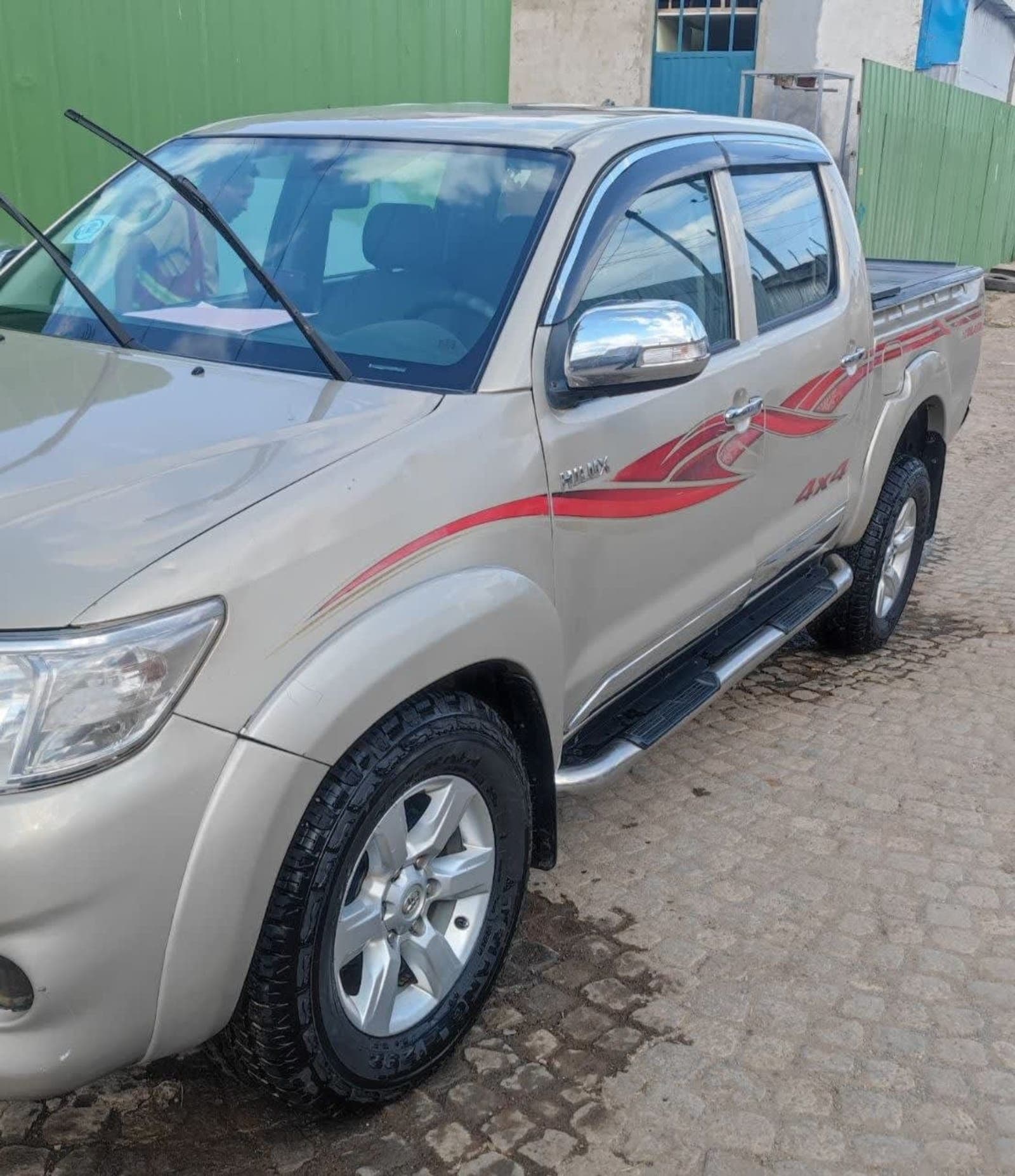 2015 Toyota Hilux