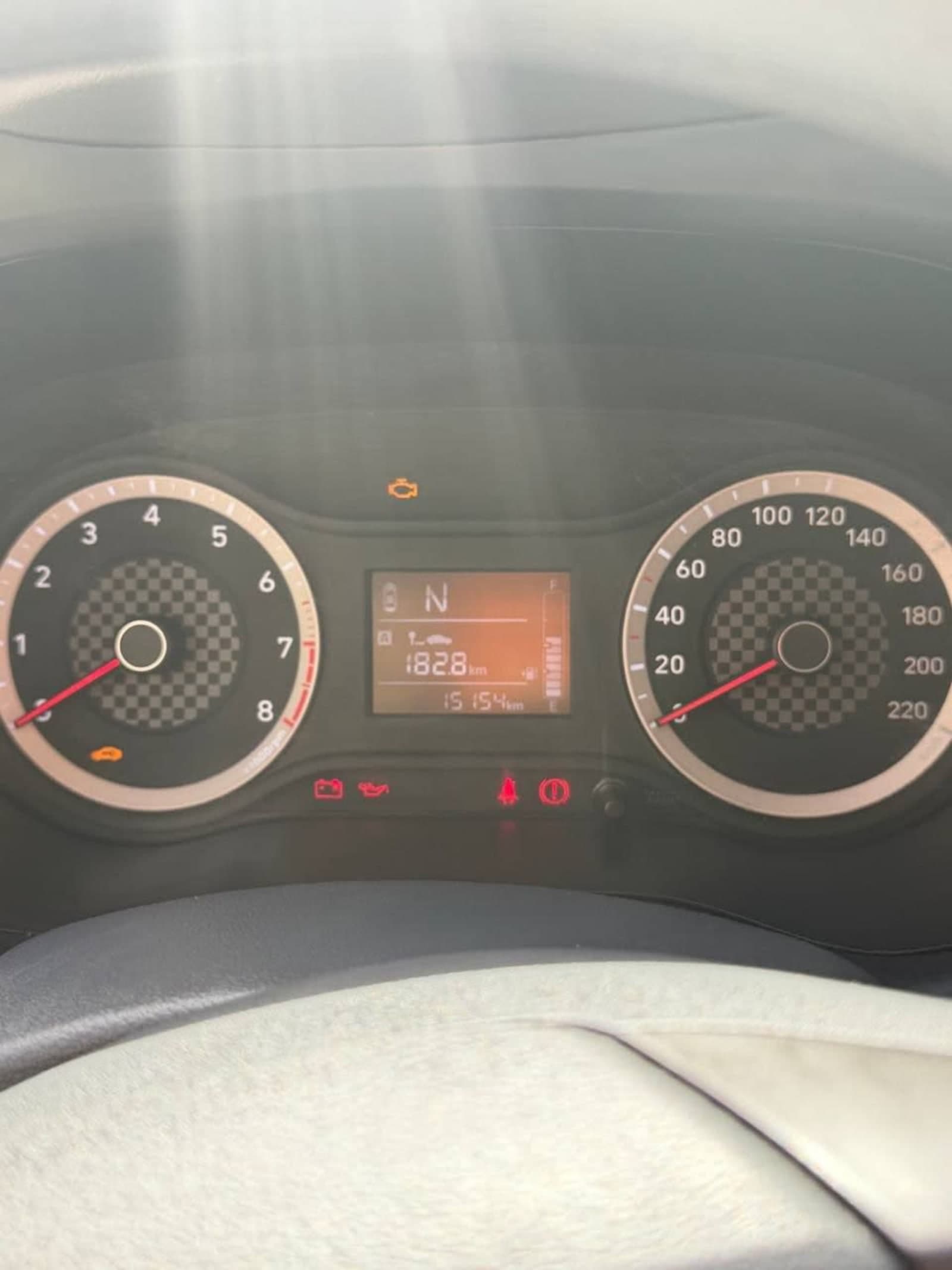 2022 Hyundai Grand i10 — photo 4