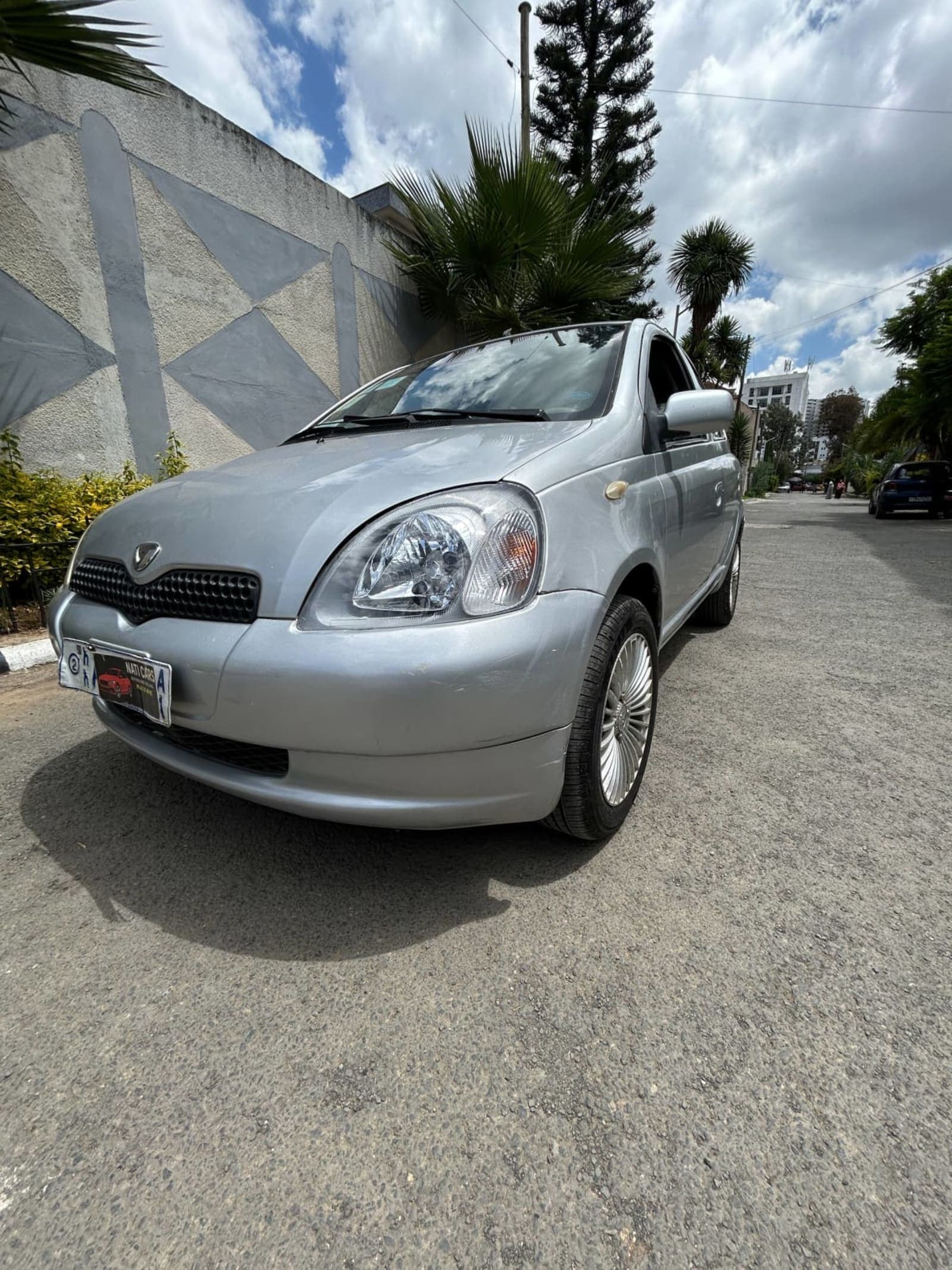 2001 Toyota Vitz — photo 7