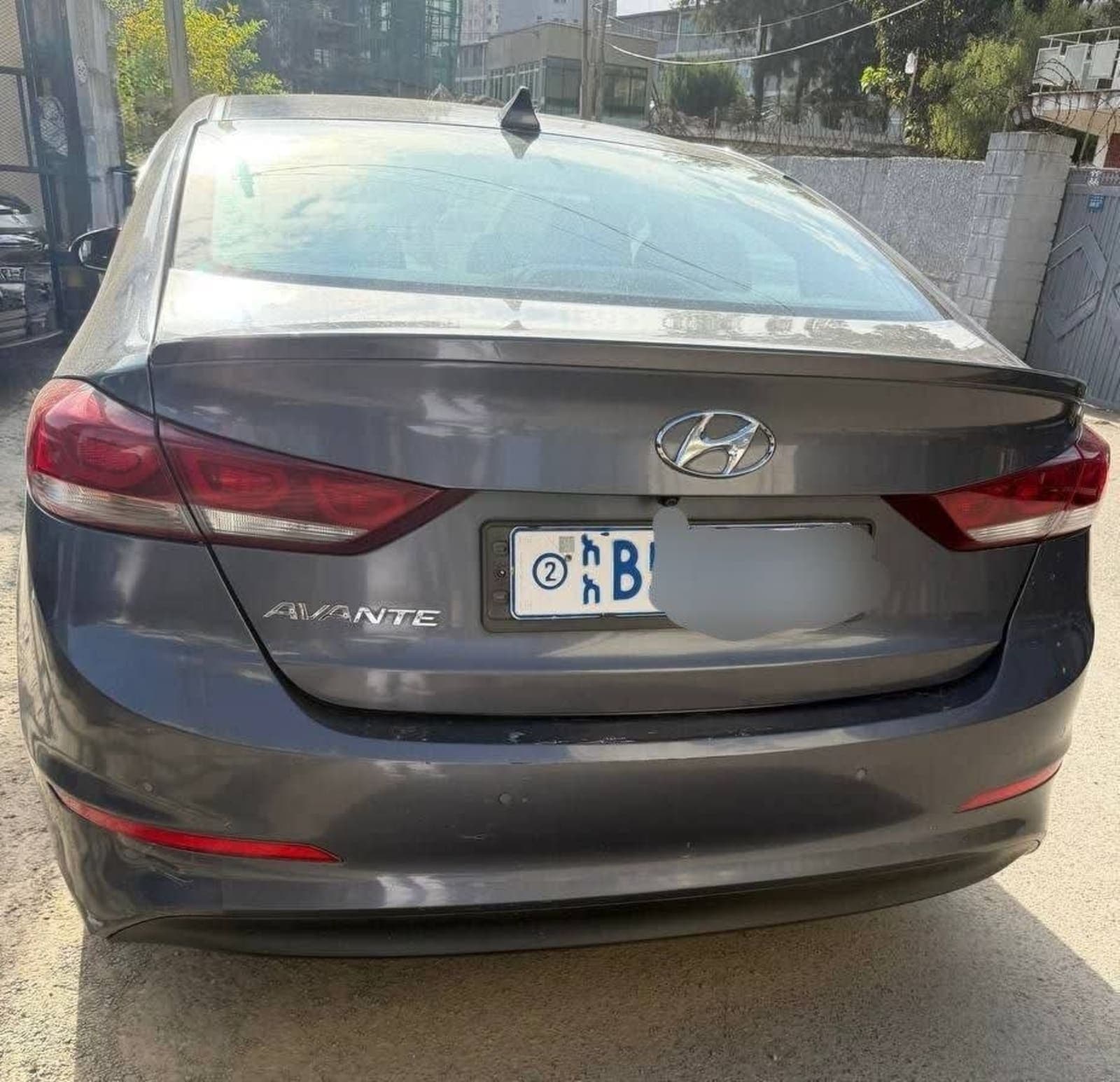 2017 Hyundai Avante — photo 3