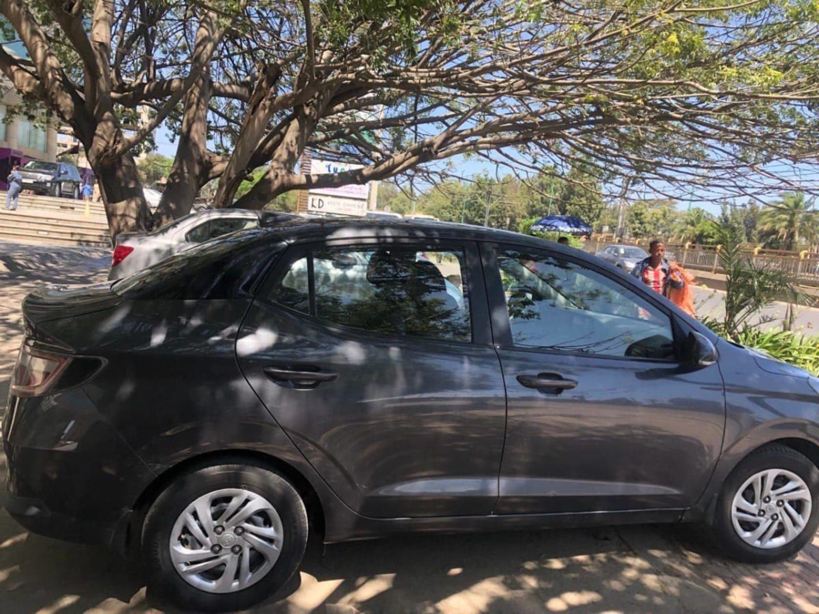 2022 Hyundai Grand i10 — photo 2