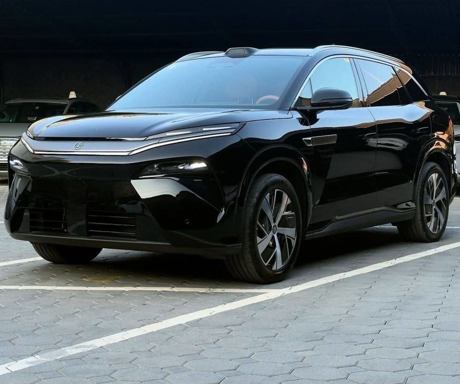 2025 BYD Tang — photo 5