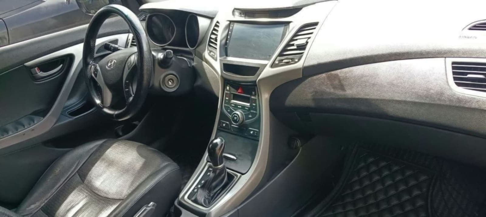 2012 Hyundai Avante — photo 3