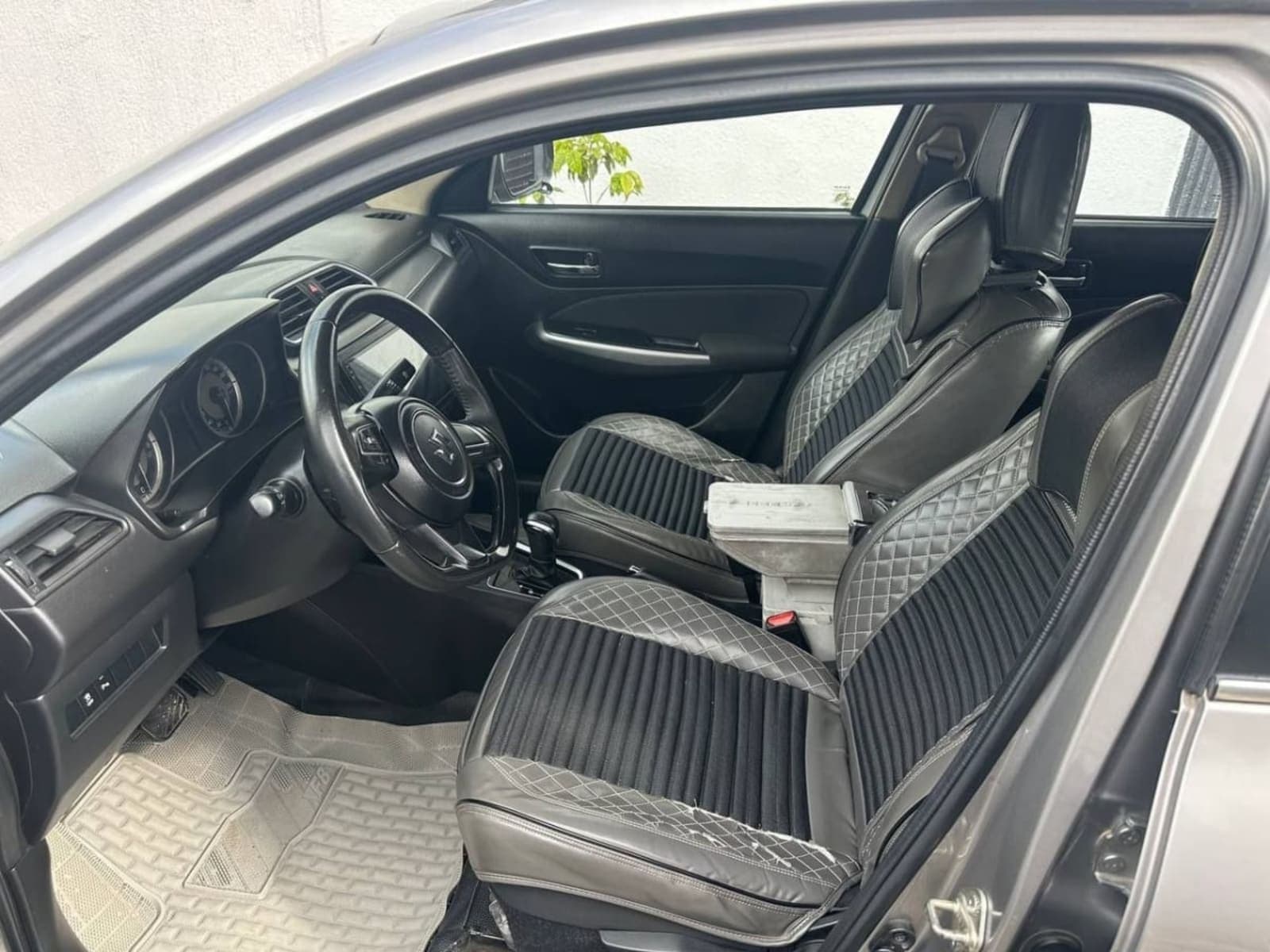 2022 Suzuki Dzire — photo 3