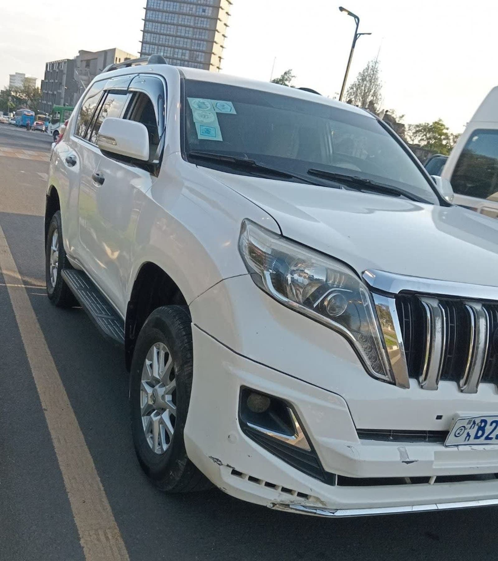 2020 Toyota Land Cruiser Prado — photo 6