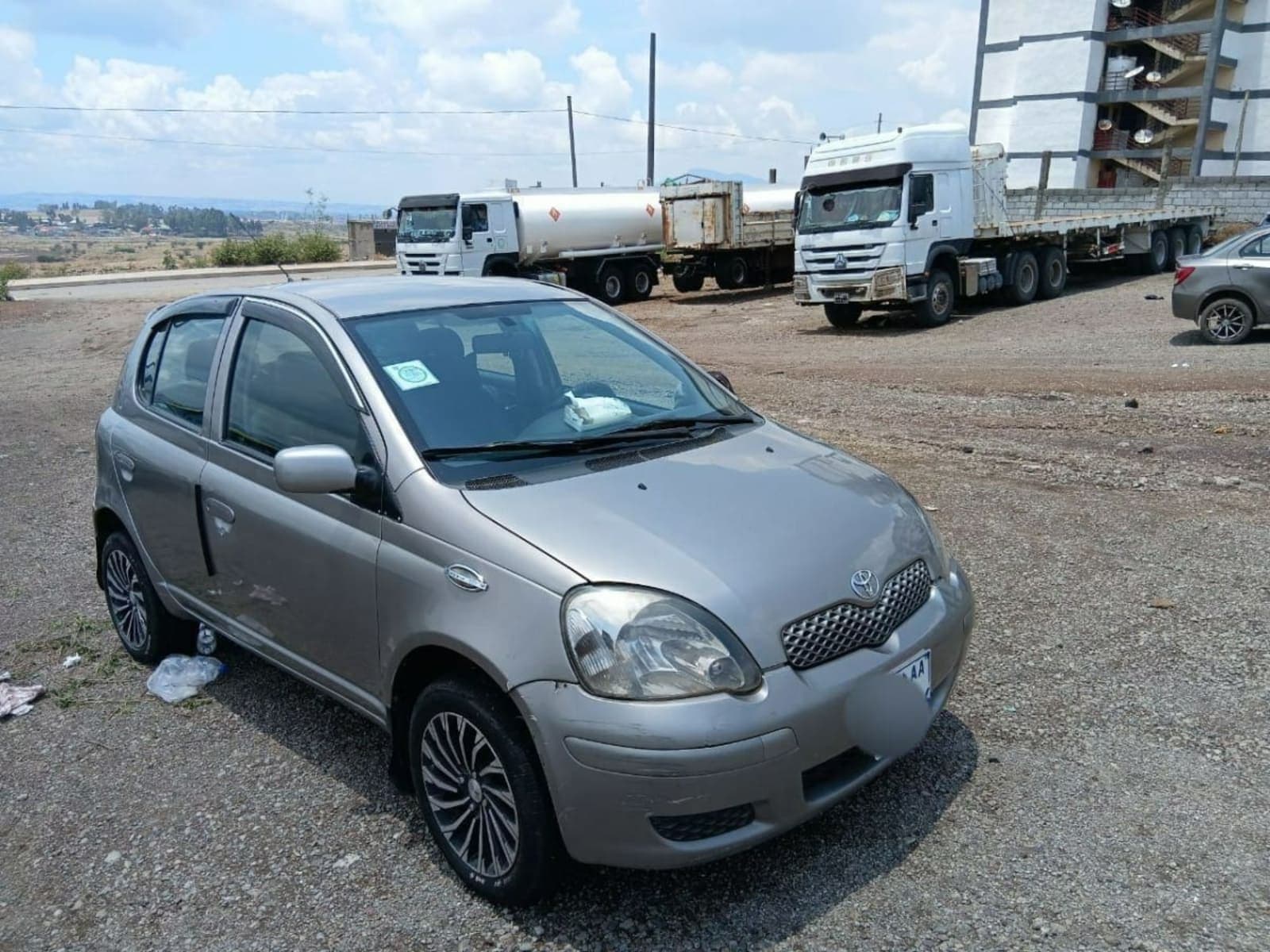 2003 Toyota Vitz Yaris — photo 2
