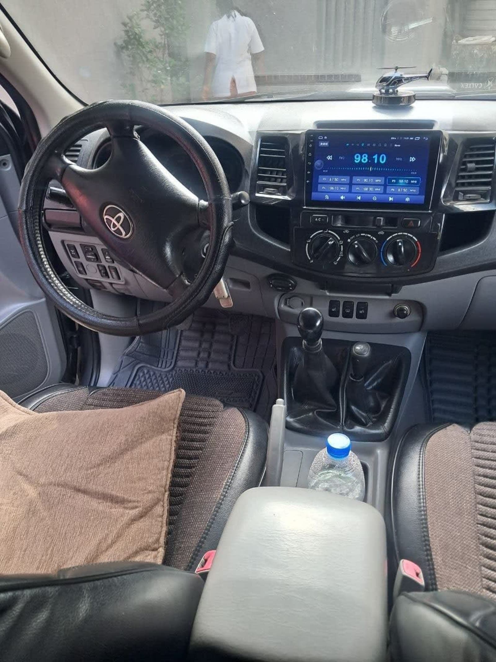2010 Toyota Hilux D4D — photo 7