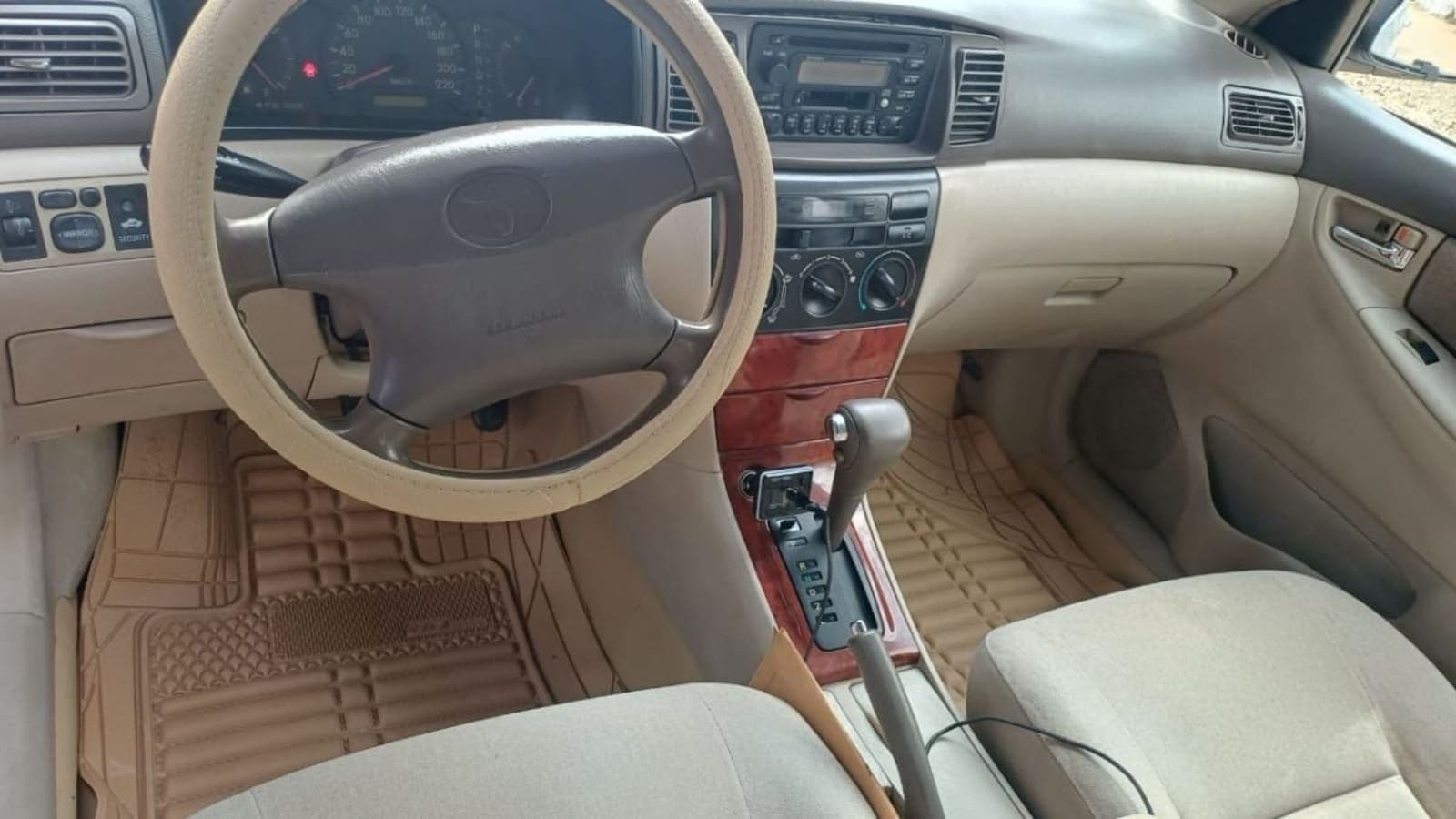 2003 Toyota Corolla — photo 4