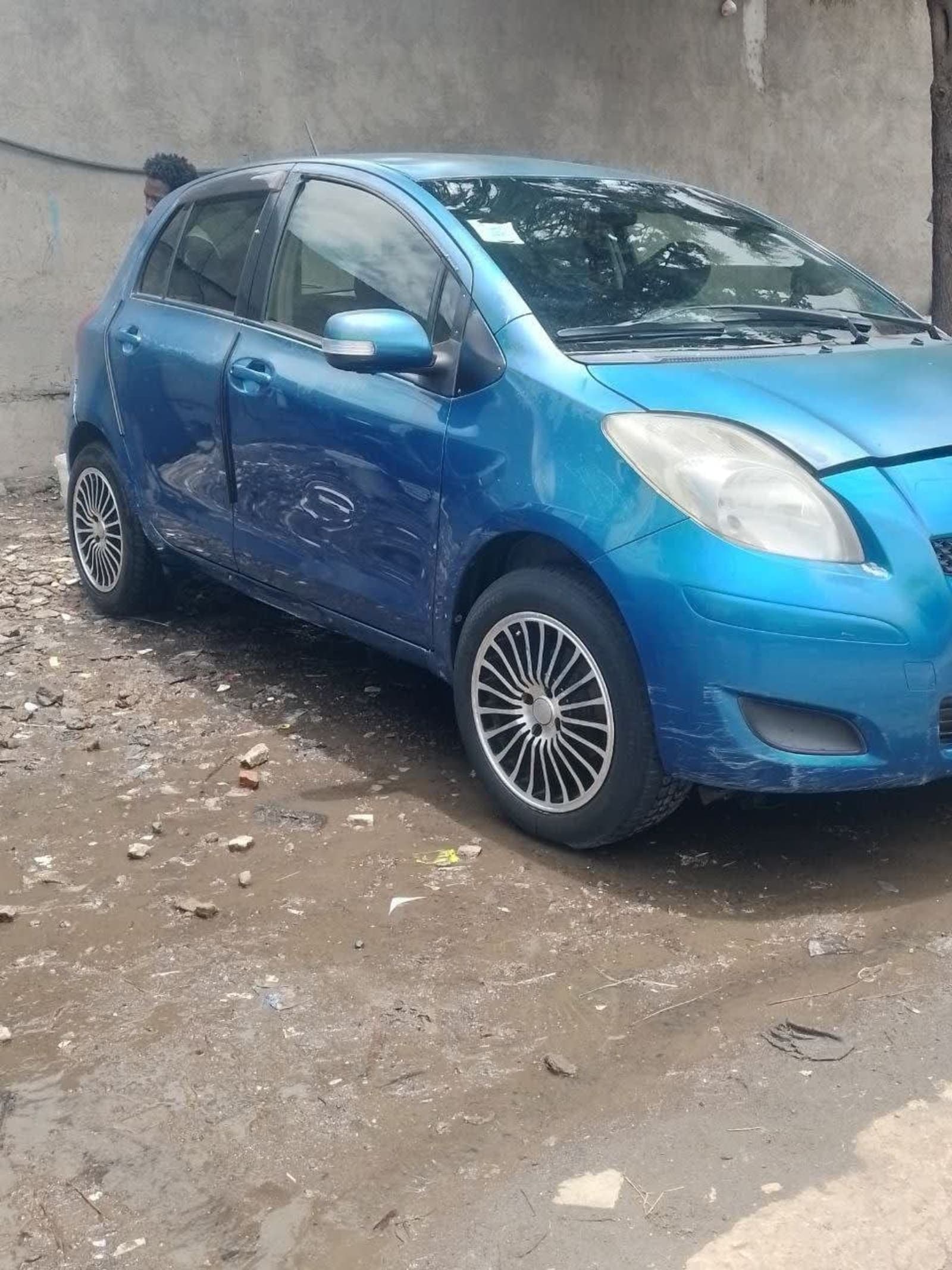 2008 Toyota Compact Yaris — photo 3