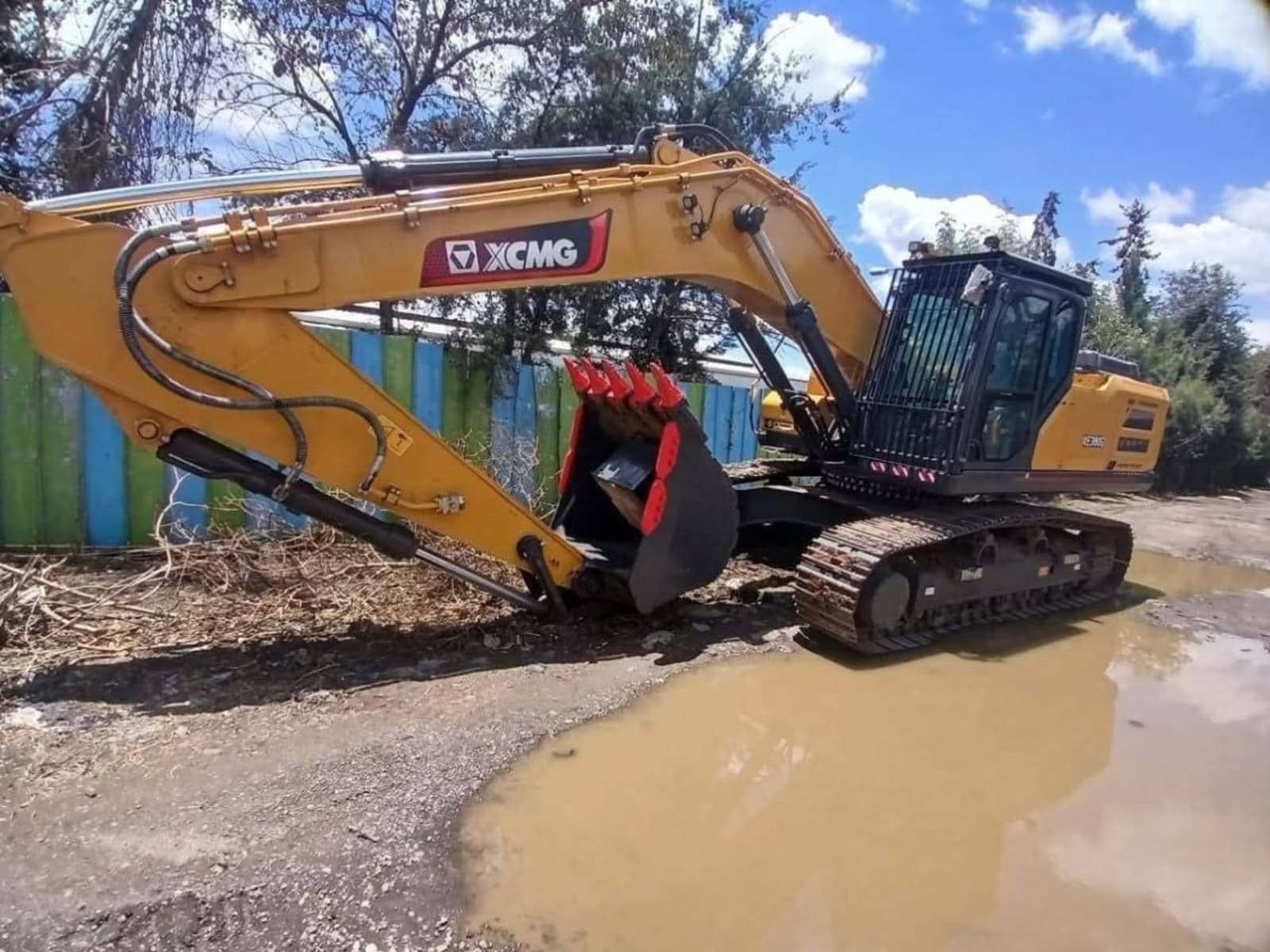 2025 XCMG Excavator