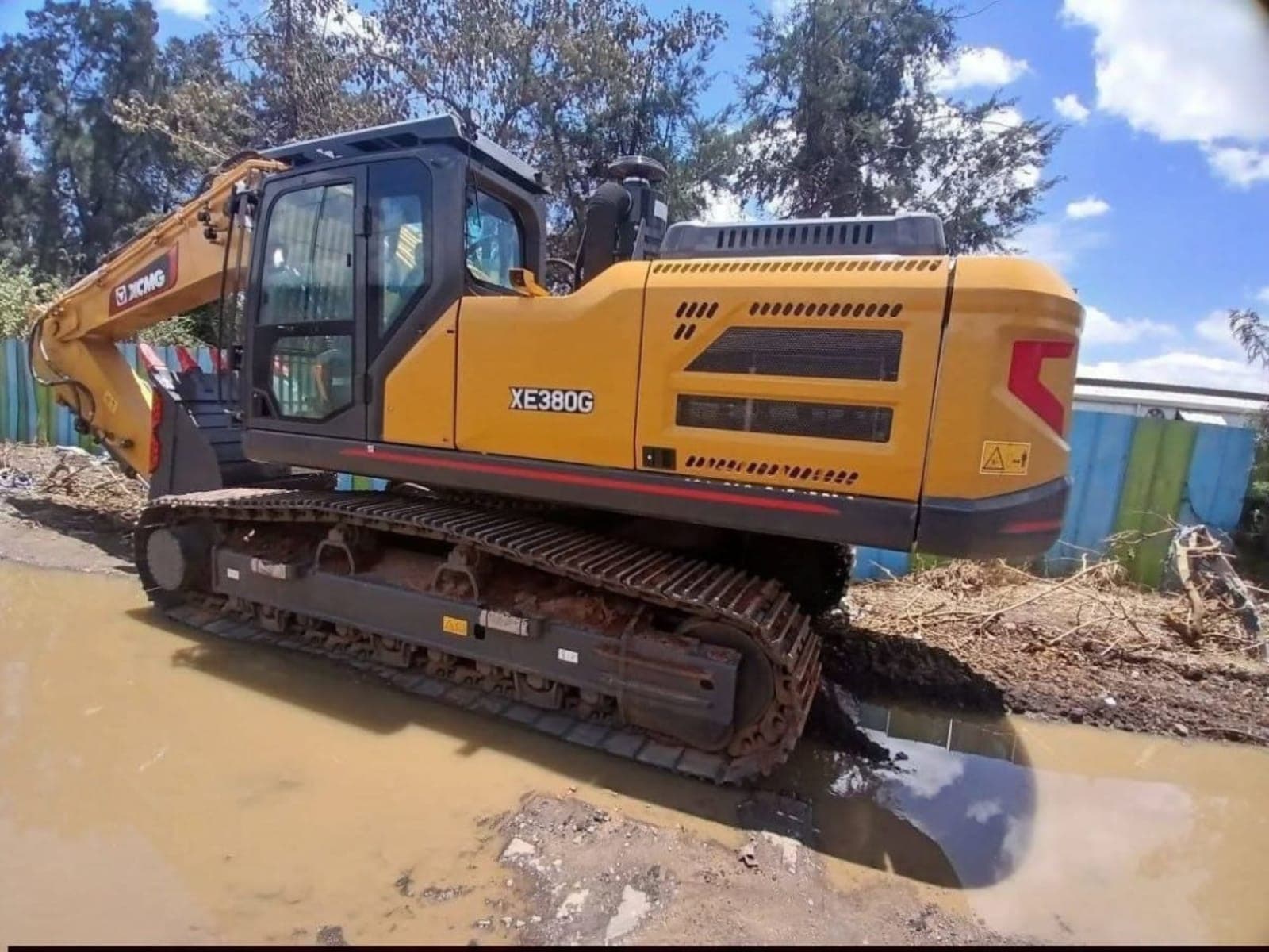 2025 XCMG Excavator โ photo 4