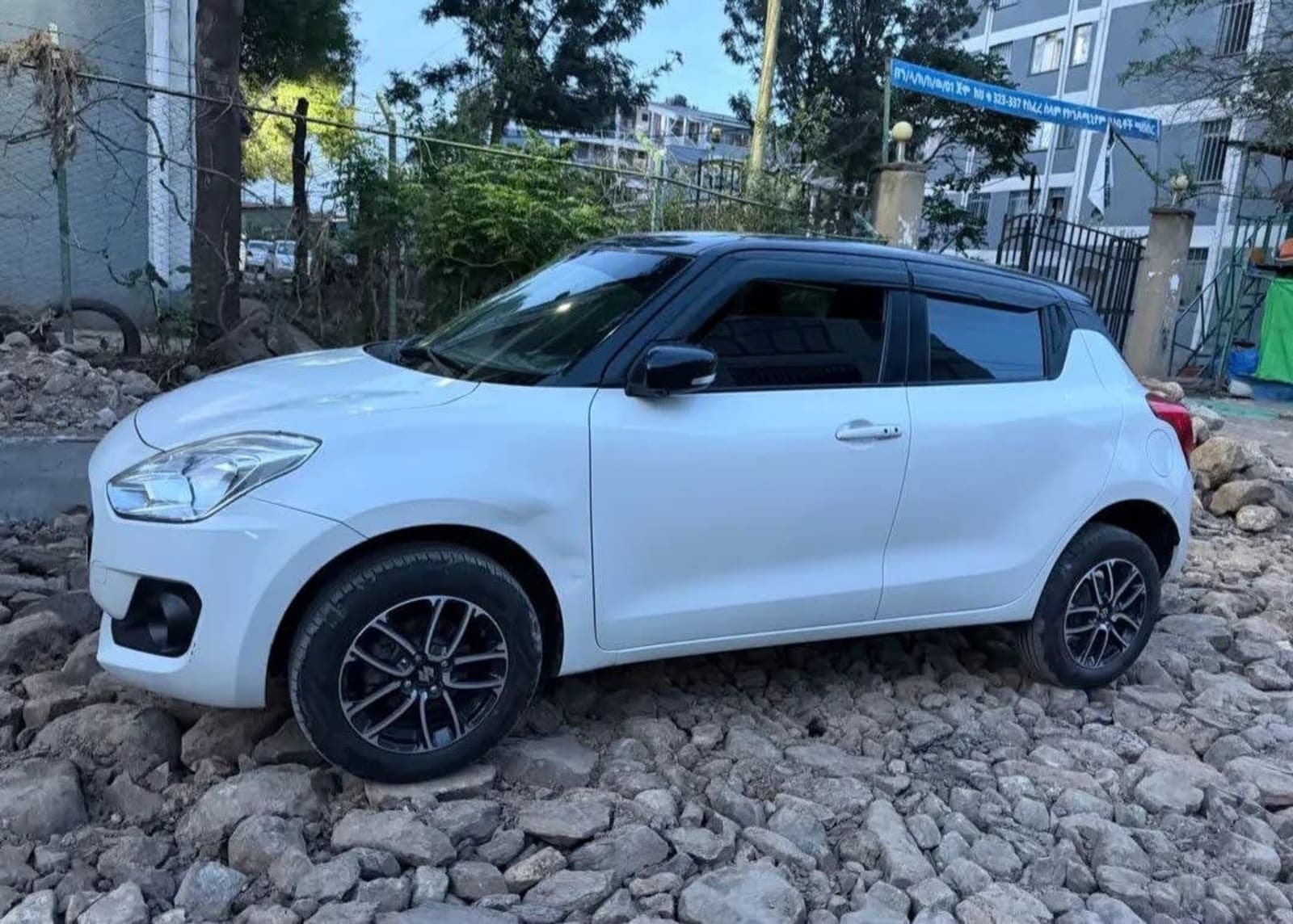 2022 Suzuki Swift โ photo 4
