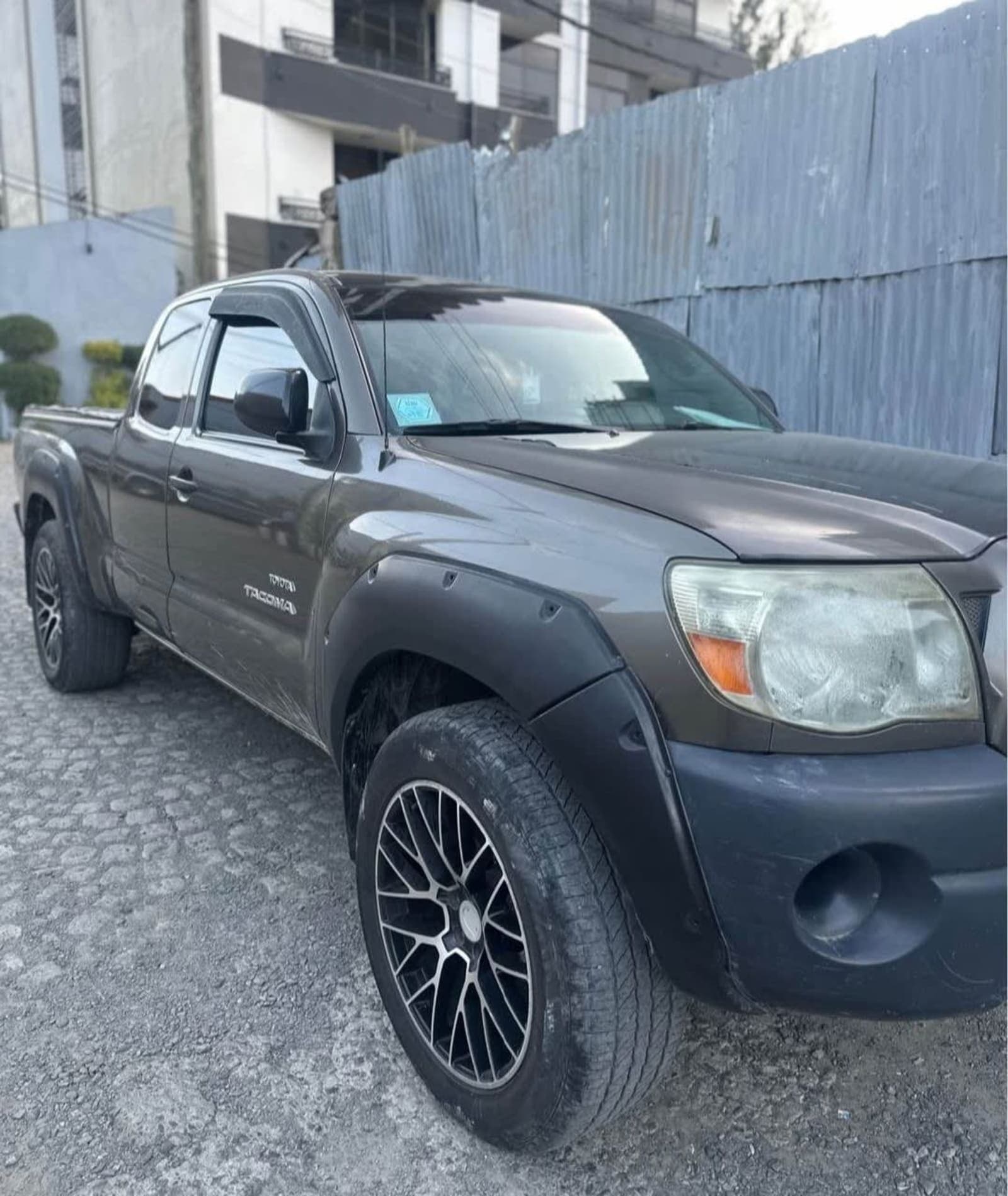 2008 Toyota Tacoma โ photo 2