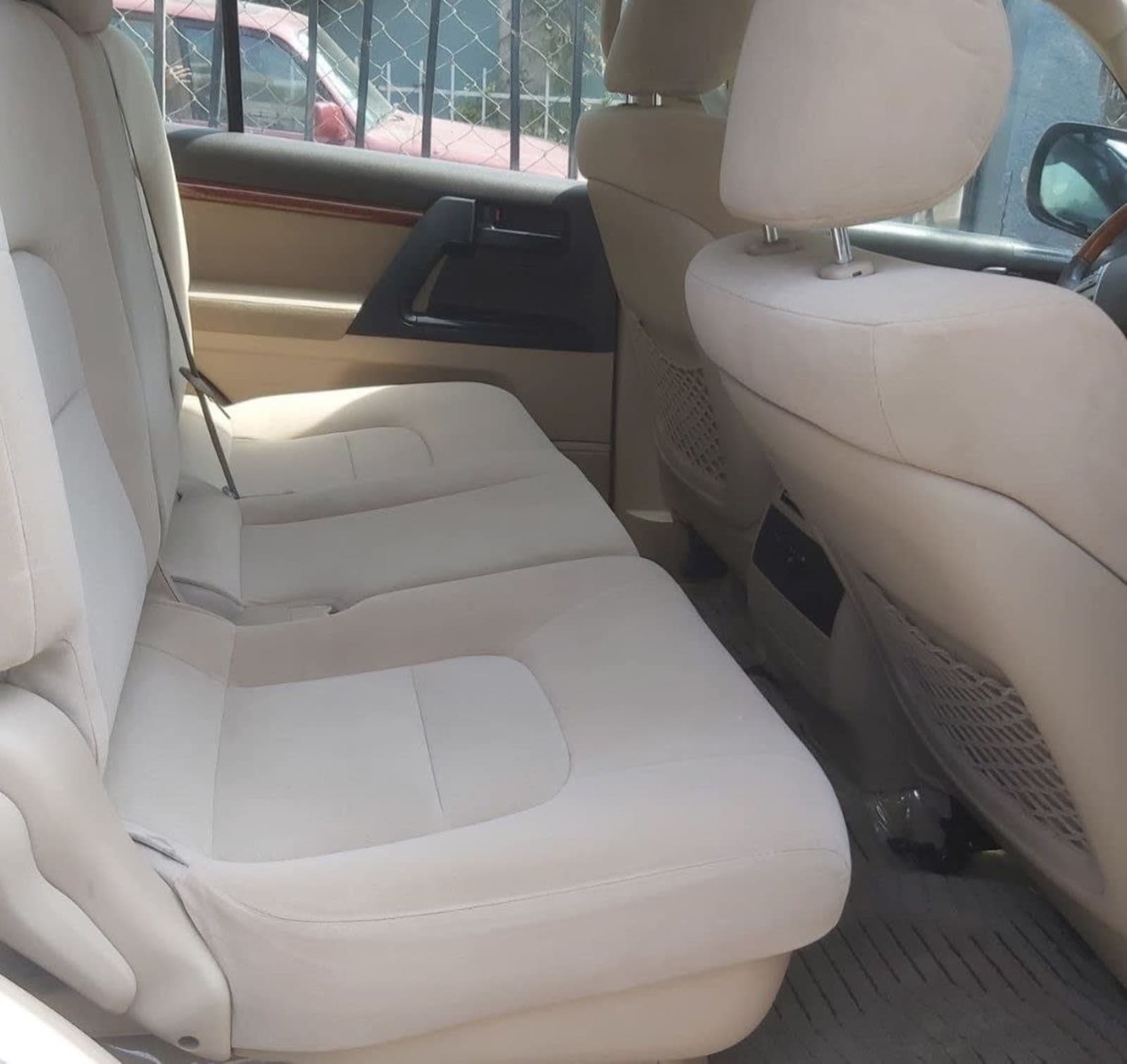 2014 Toyota LandCruiser V8 — photo 2