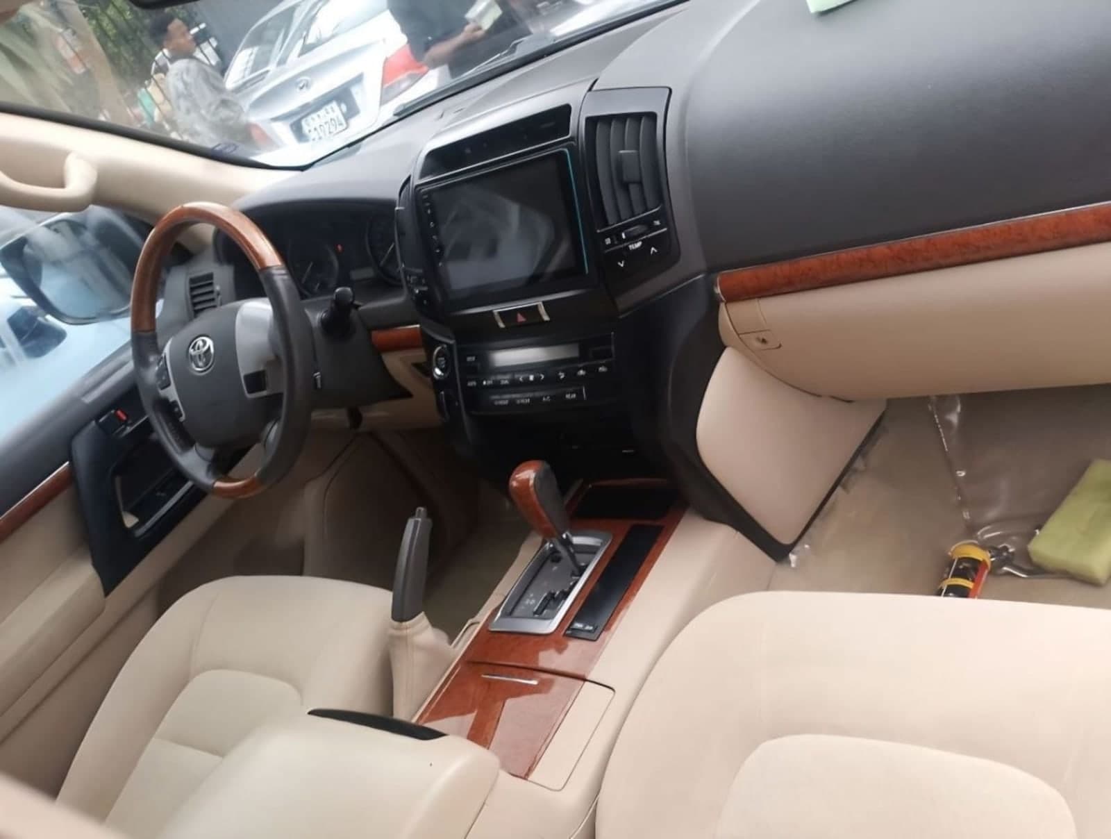 2014 Toyota LandCruiser V8 — photo 3