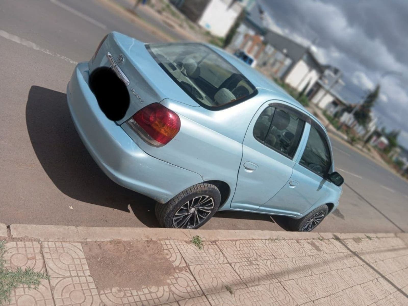 2005 Toyota Platz — photo 4