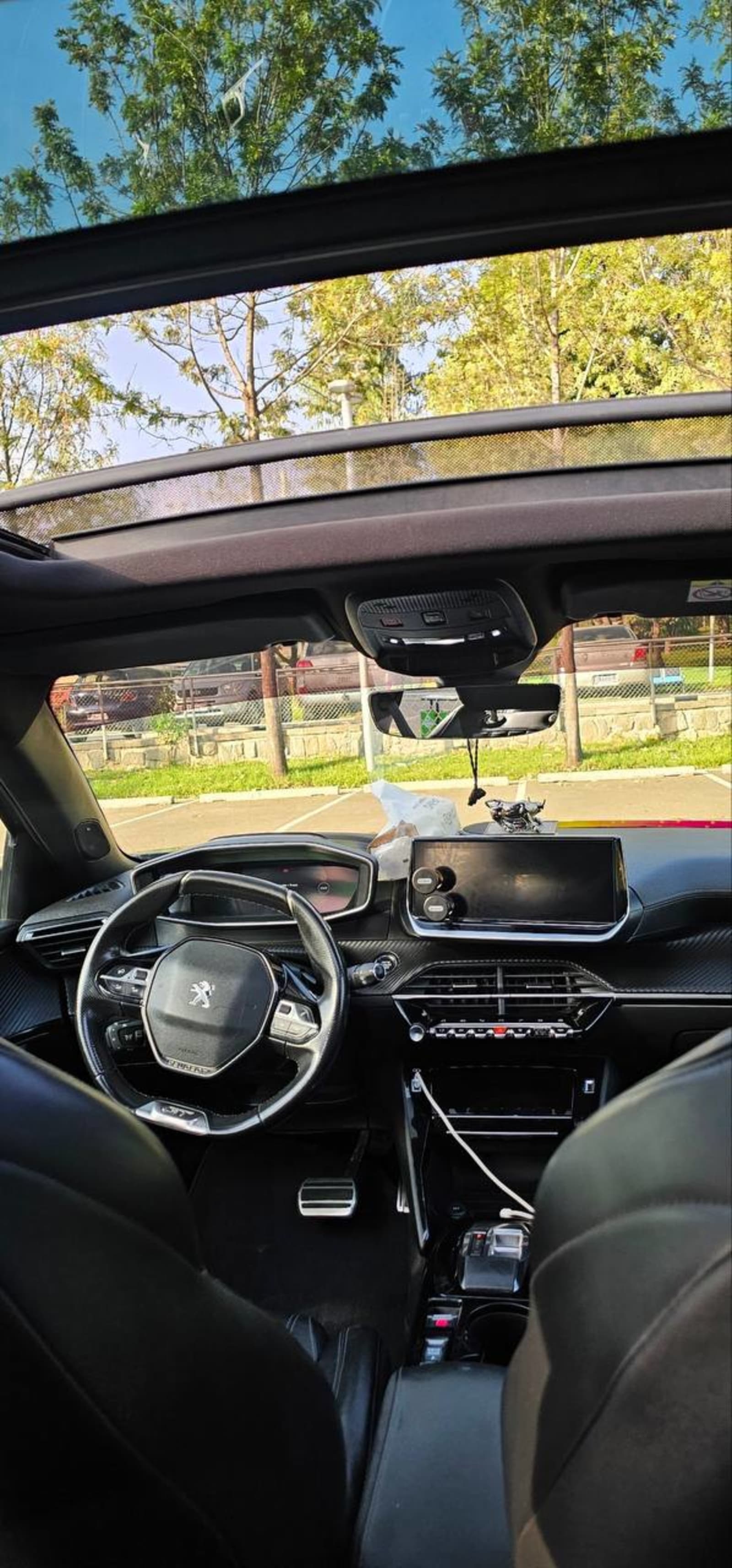 2022 Peugeot 2008 GT line — photo 5