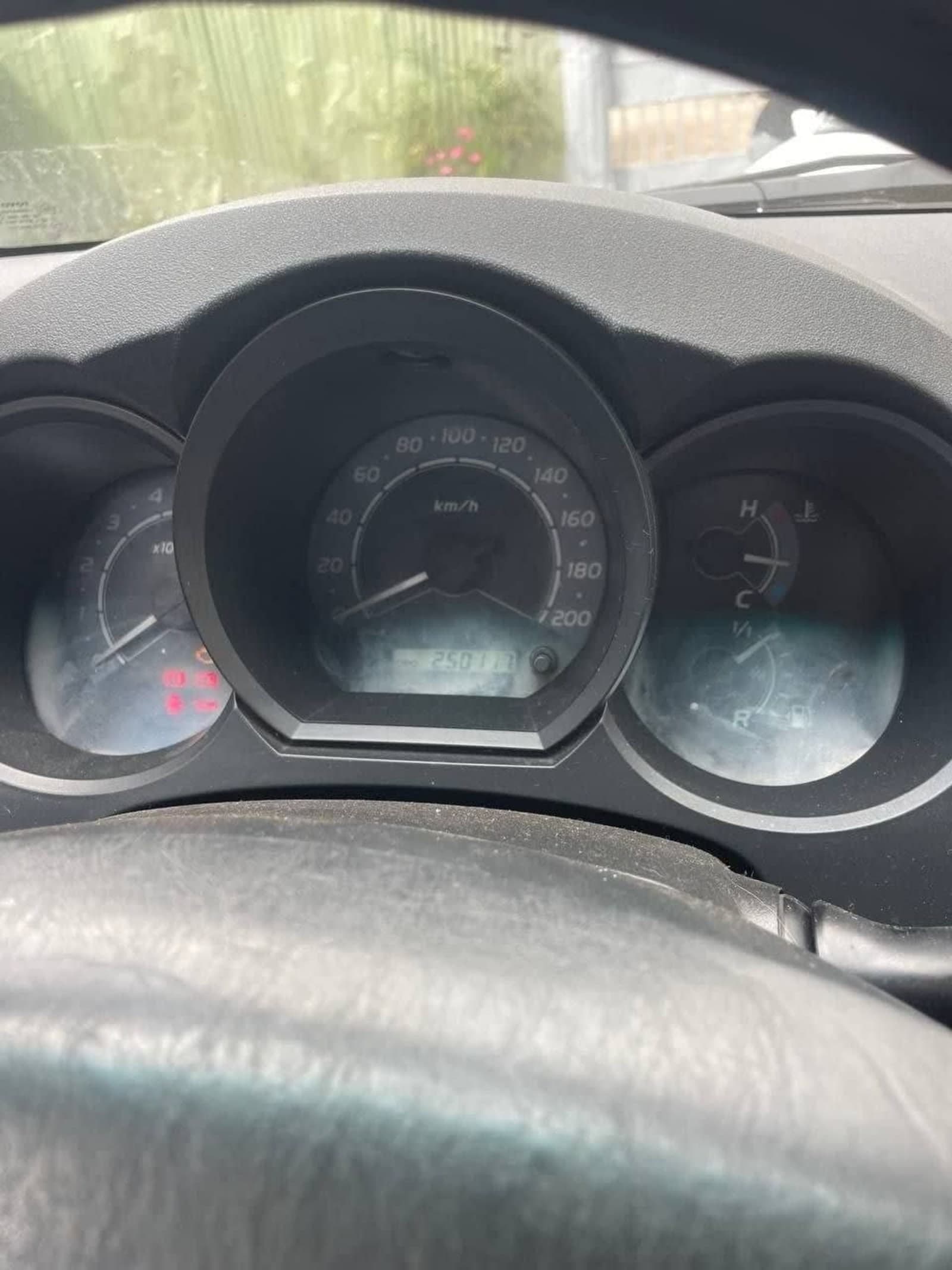 2008 Toyota Hilux D-4D — photo 2