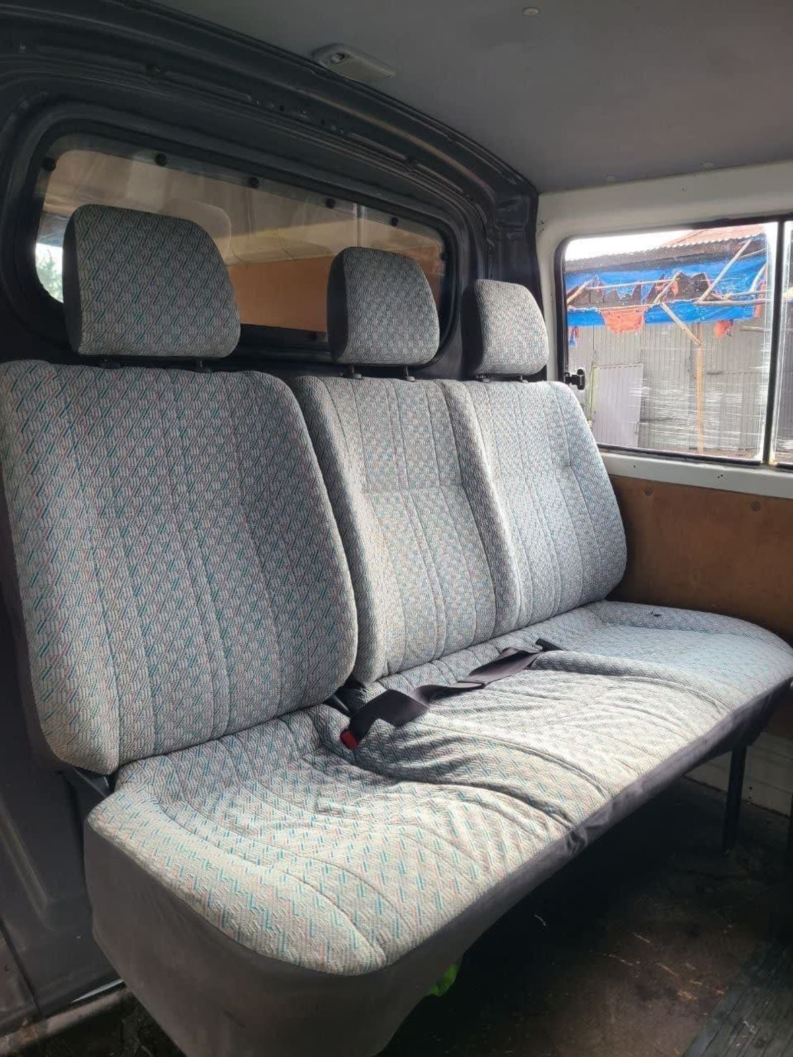 2006 Toyota Hiace Dolphin — photo 5