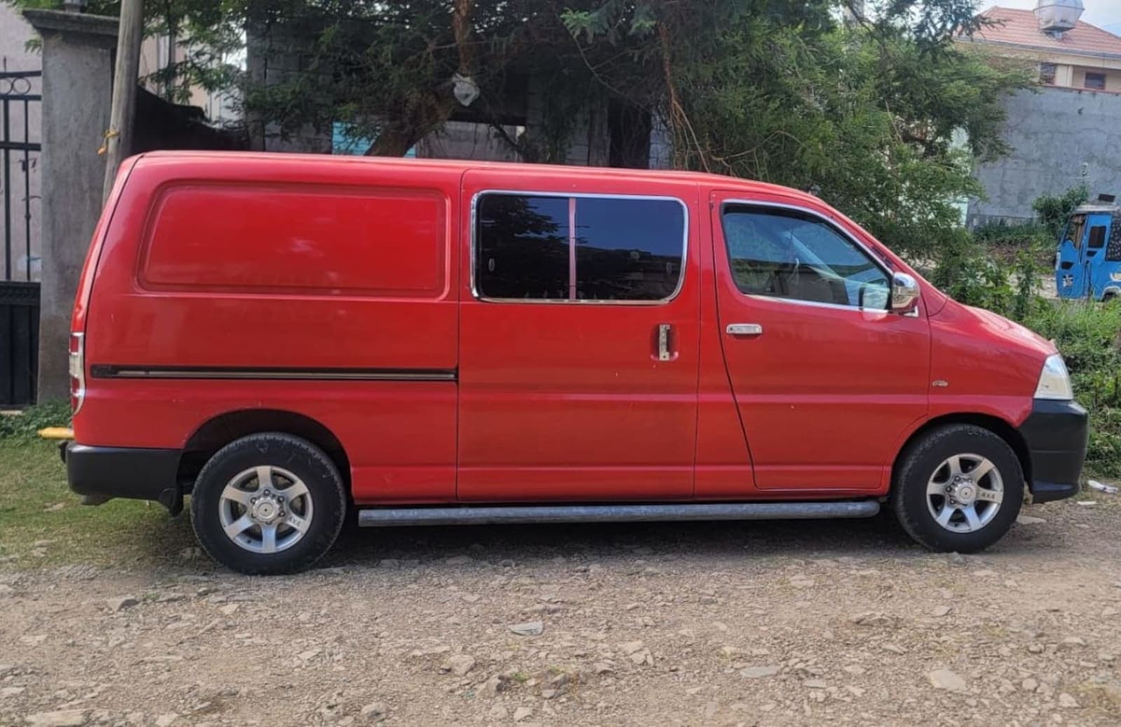 2011 Toyota Sharek D4D — photo 2