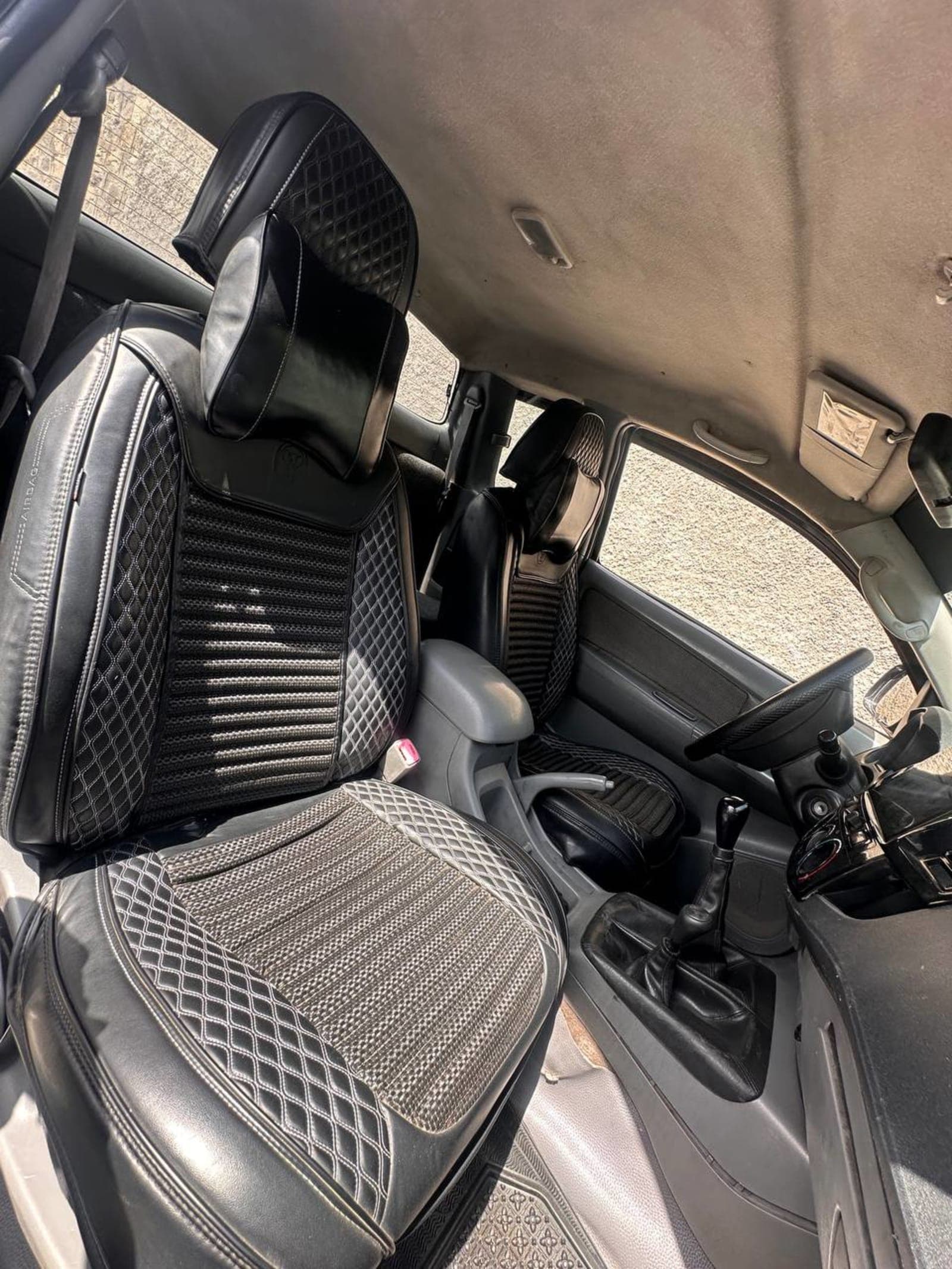 2010 Toyota Hilux — photo 3