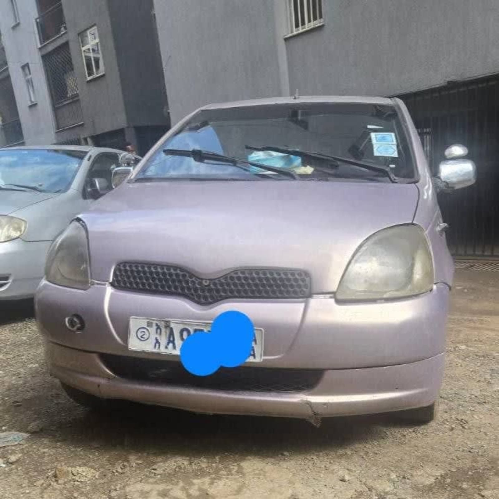 2001 Toyota Vitz