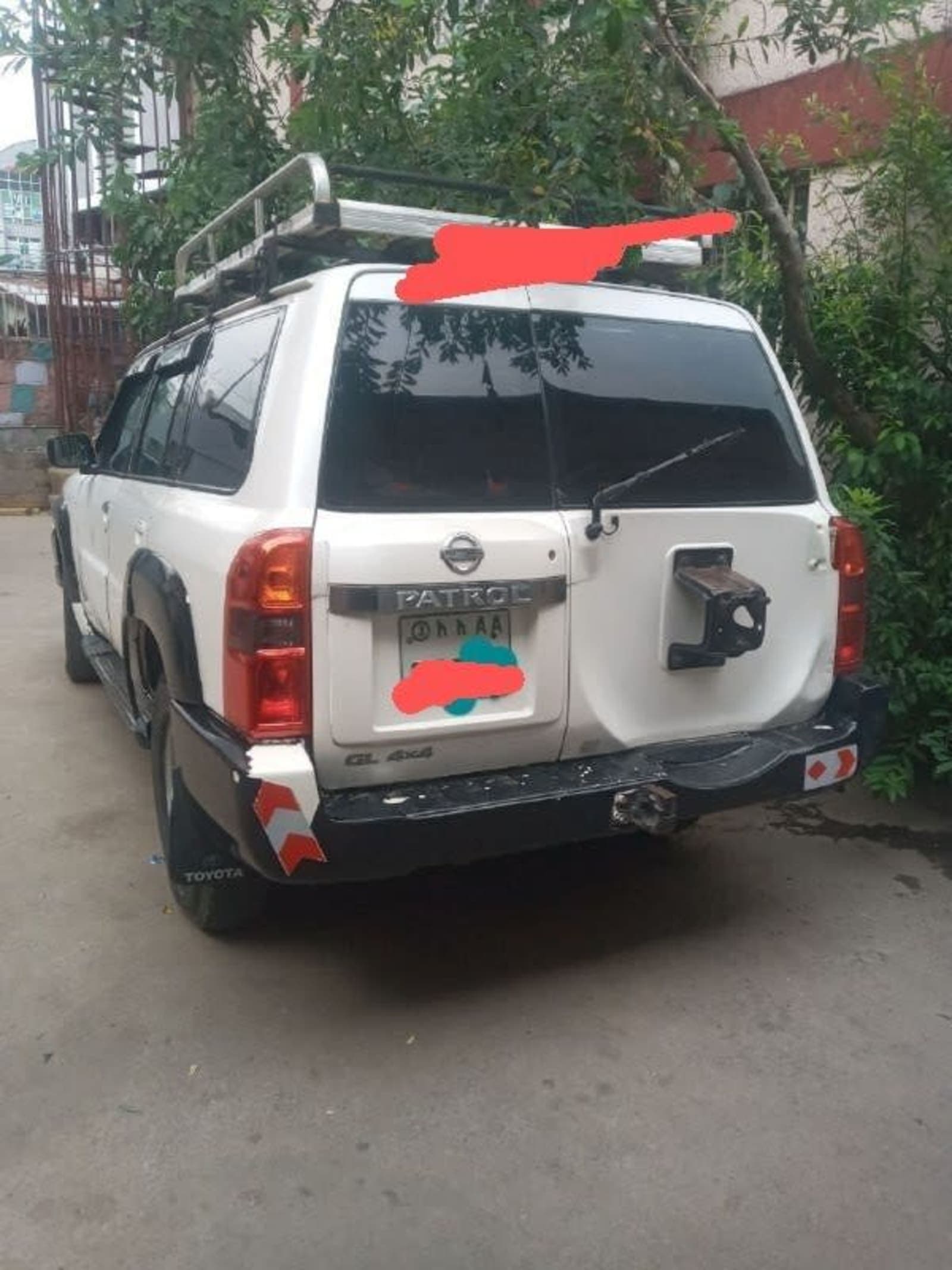 2009 Nissan Patrol — photo 2