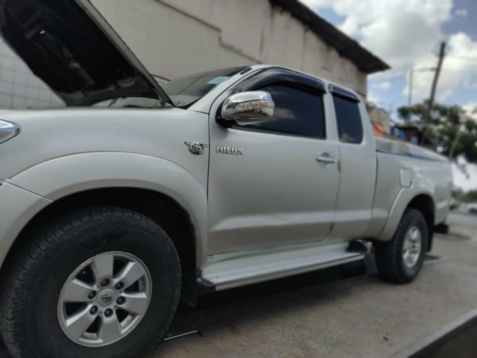 2011 Toyota Hilux — photo 4