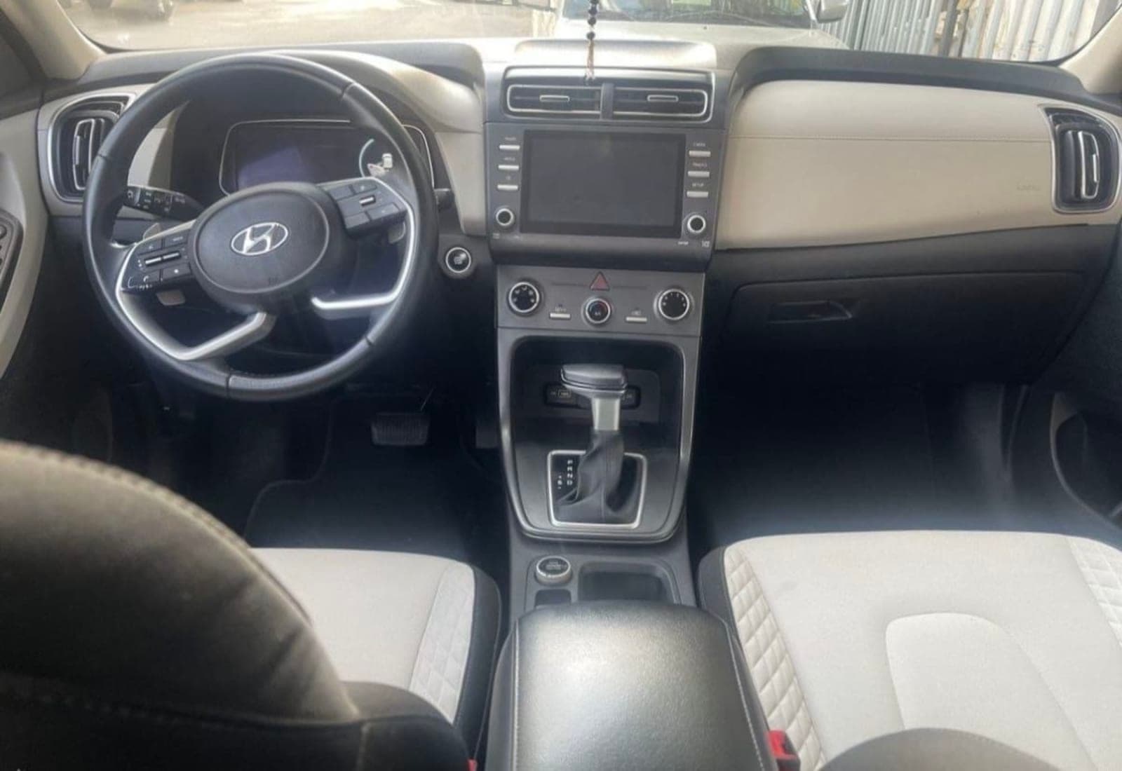 2022 HYUNDAI CRETA — photo 2